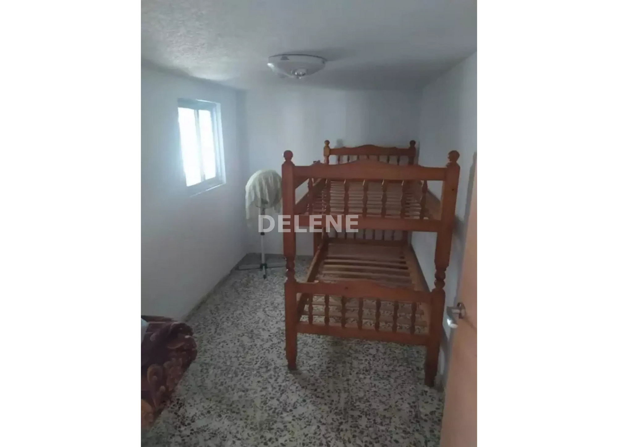 2927 CASA CON GARAJE, MINATEDA