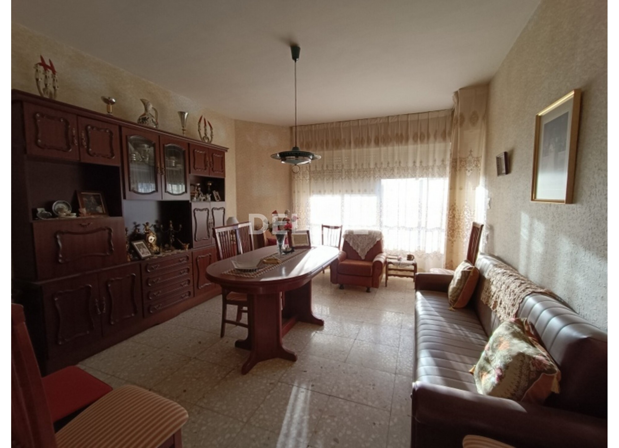 2931 PISO CON BALCÓN Y TERRAZA, ZONA POLICIA NACIONAL