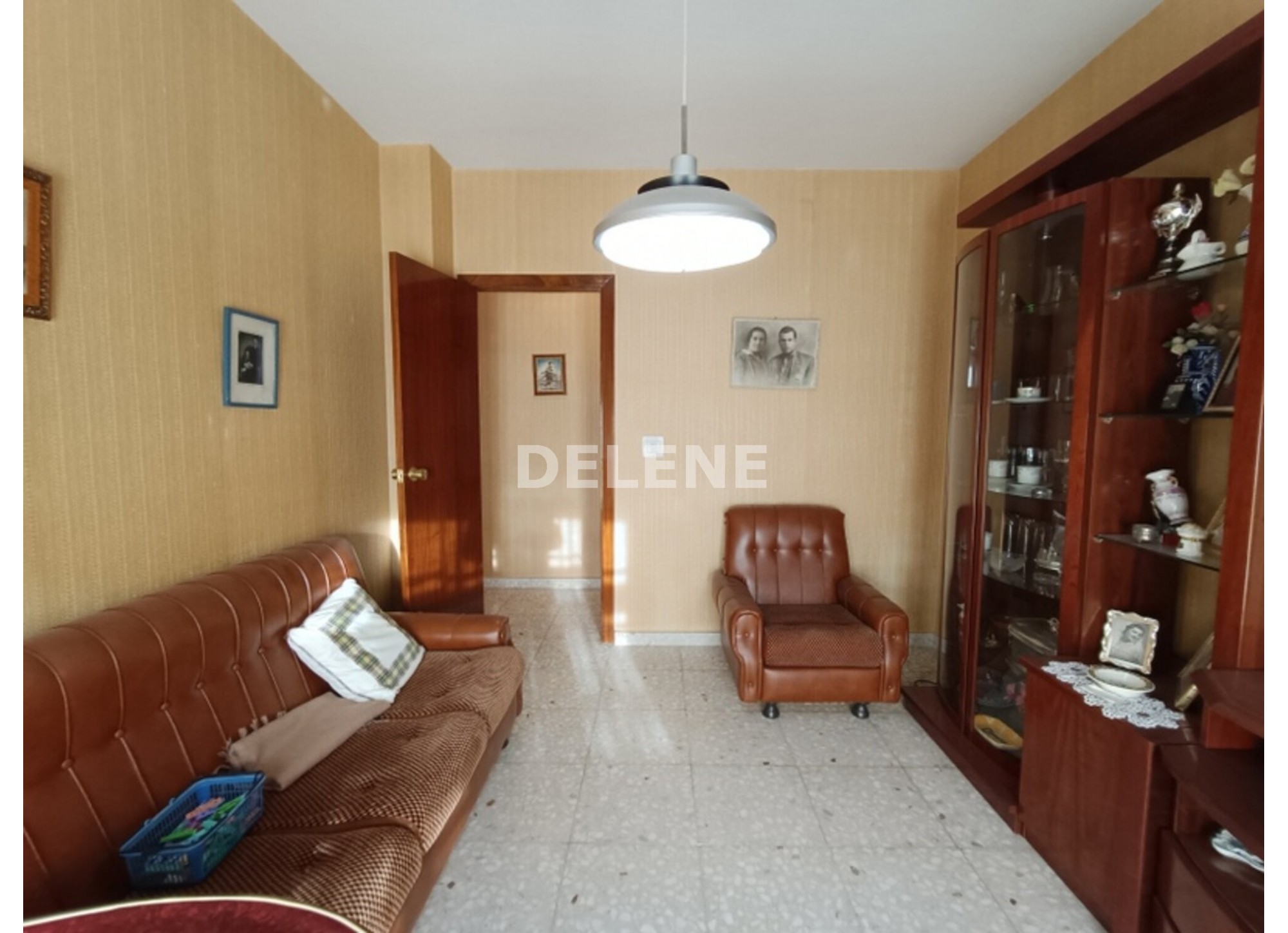 2931 PISO CON BALCÓN Y TERRAZA, ZONA POLICIA NACIONAL