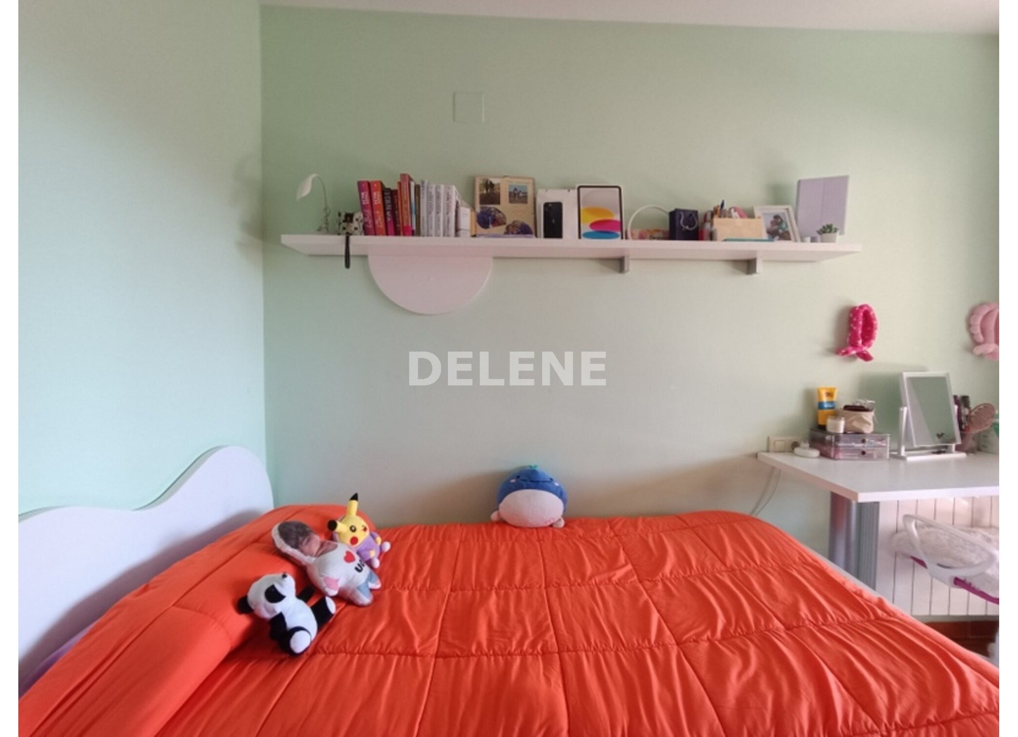 2932 CHALET ADOSADO CON PATIO Y GARAJE, TOBARRA