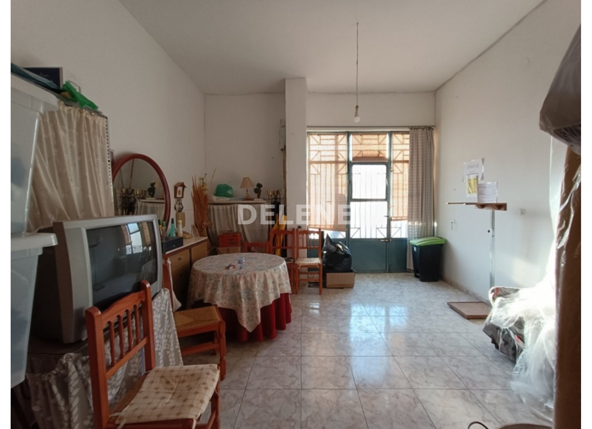 2933 LOCAL, ZONA POLICIA NACIONAL