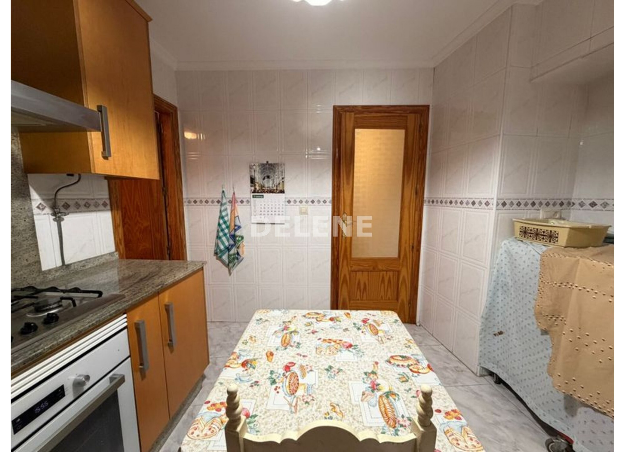 2934 CASA CON PATIO, ZONA AYUNTAMIENTO