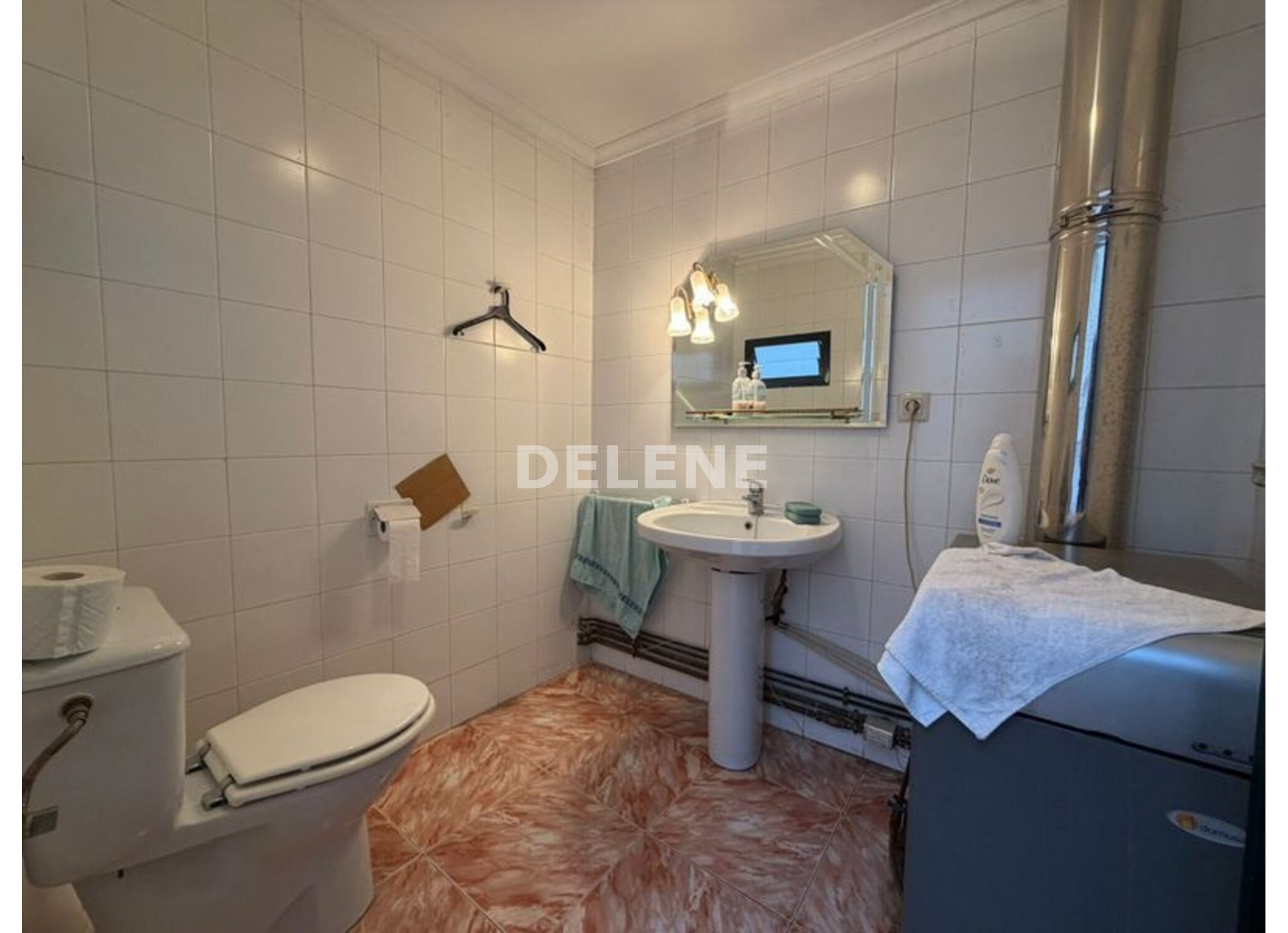 2934 CASA CON PATIO, ZONA AYUNTAMIENTO