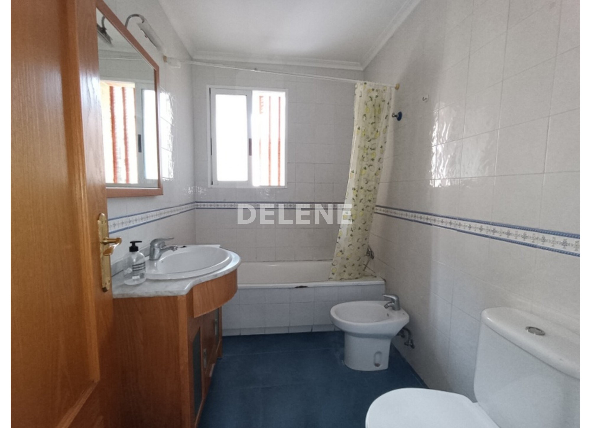 2935 PISO CON GARAJE, ZONA MERCADONA