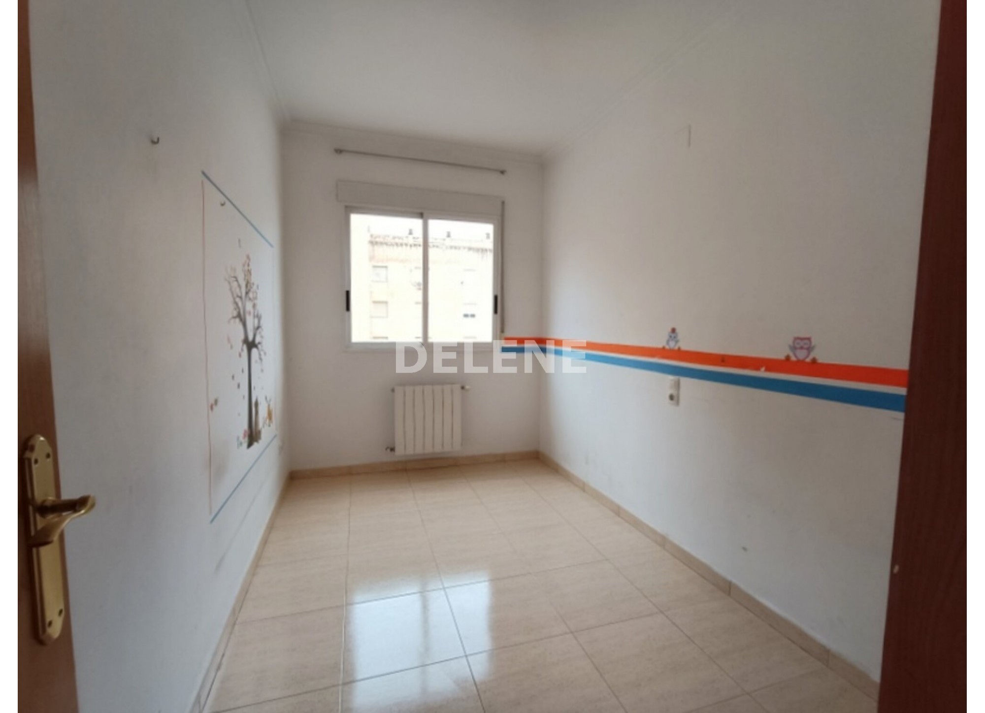 2935 PISO CON GARAJE, ZONA MERCADONA