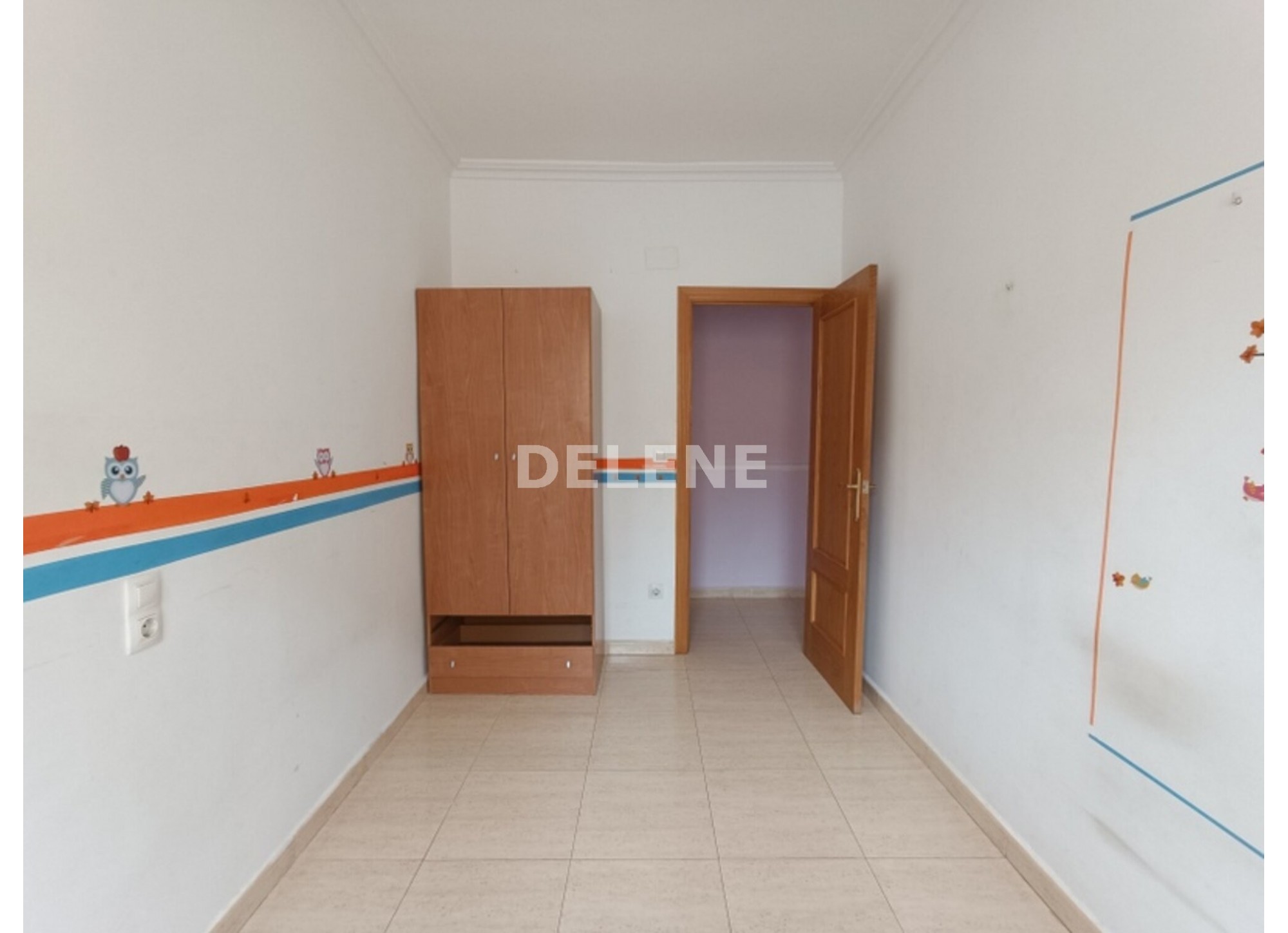 2935 PISO CON GARAJE, ZONA MERCADONA
