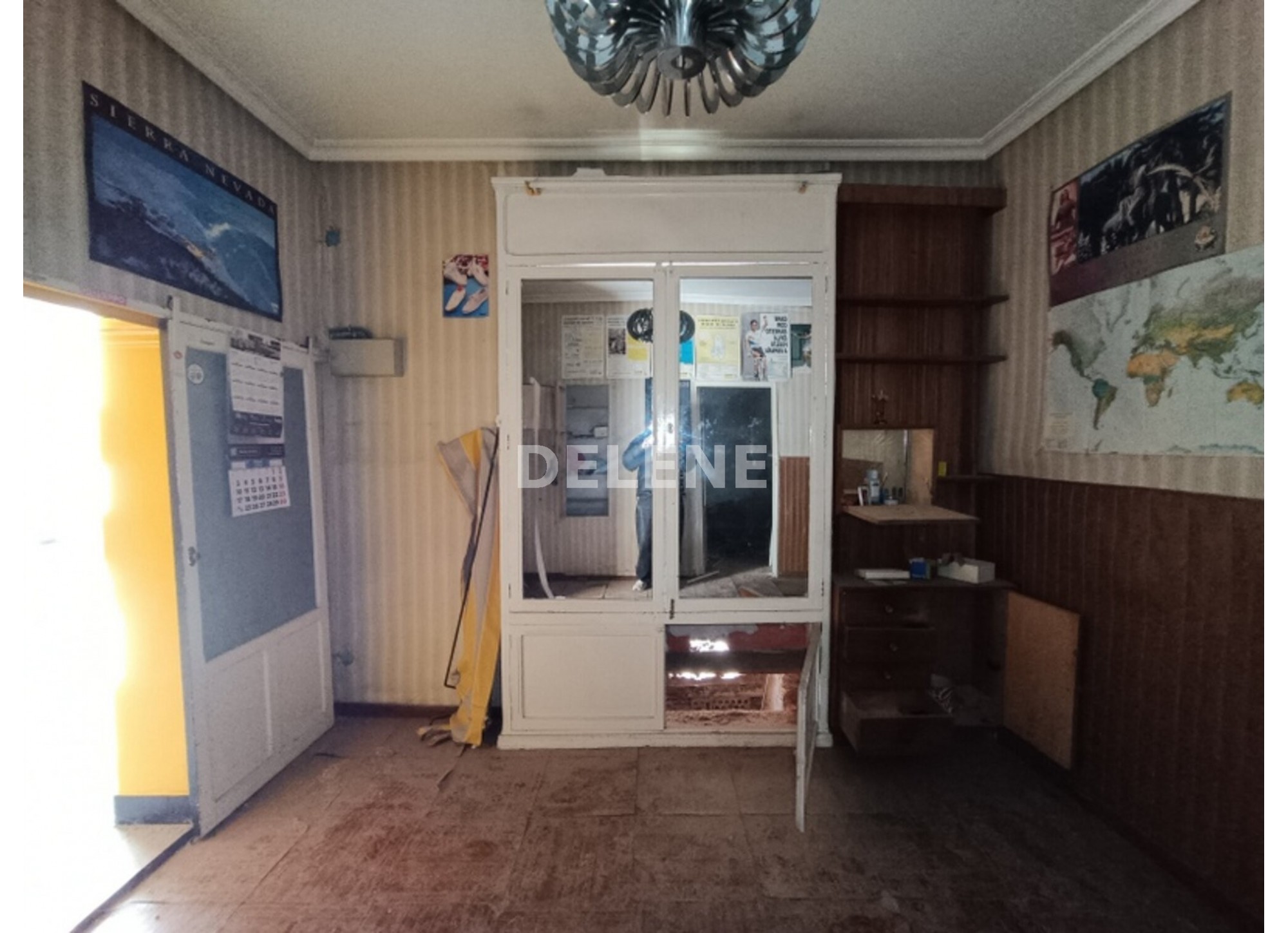 2937 CASA CON BALCONES, ZONA MERCADO