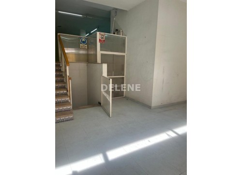 2939 LOCAL COMERCIAL, ZONA CRUZ DE LOS CAIDOS