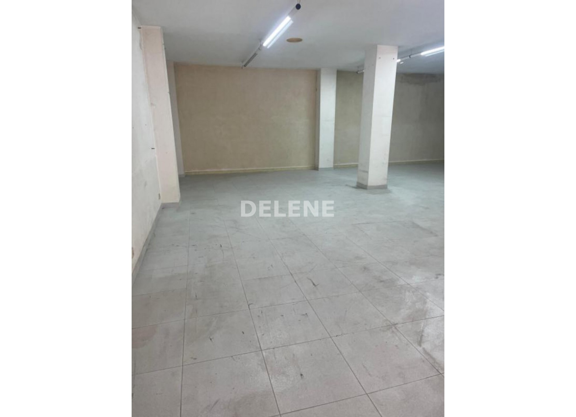 2939 LOCAL COMERCIAL, ZONA CRUZ DE LOS CAIDOS