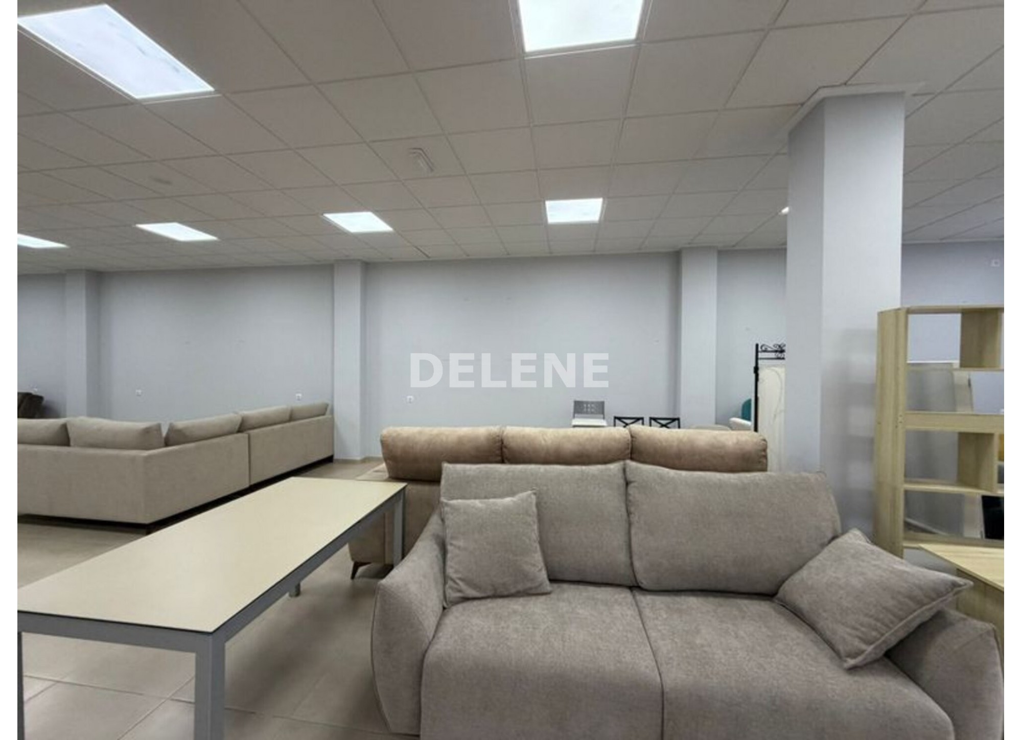 2940 LOCAL COMERCIAL, ZONA GRAN VÍA