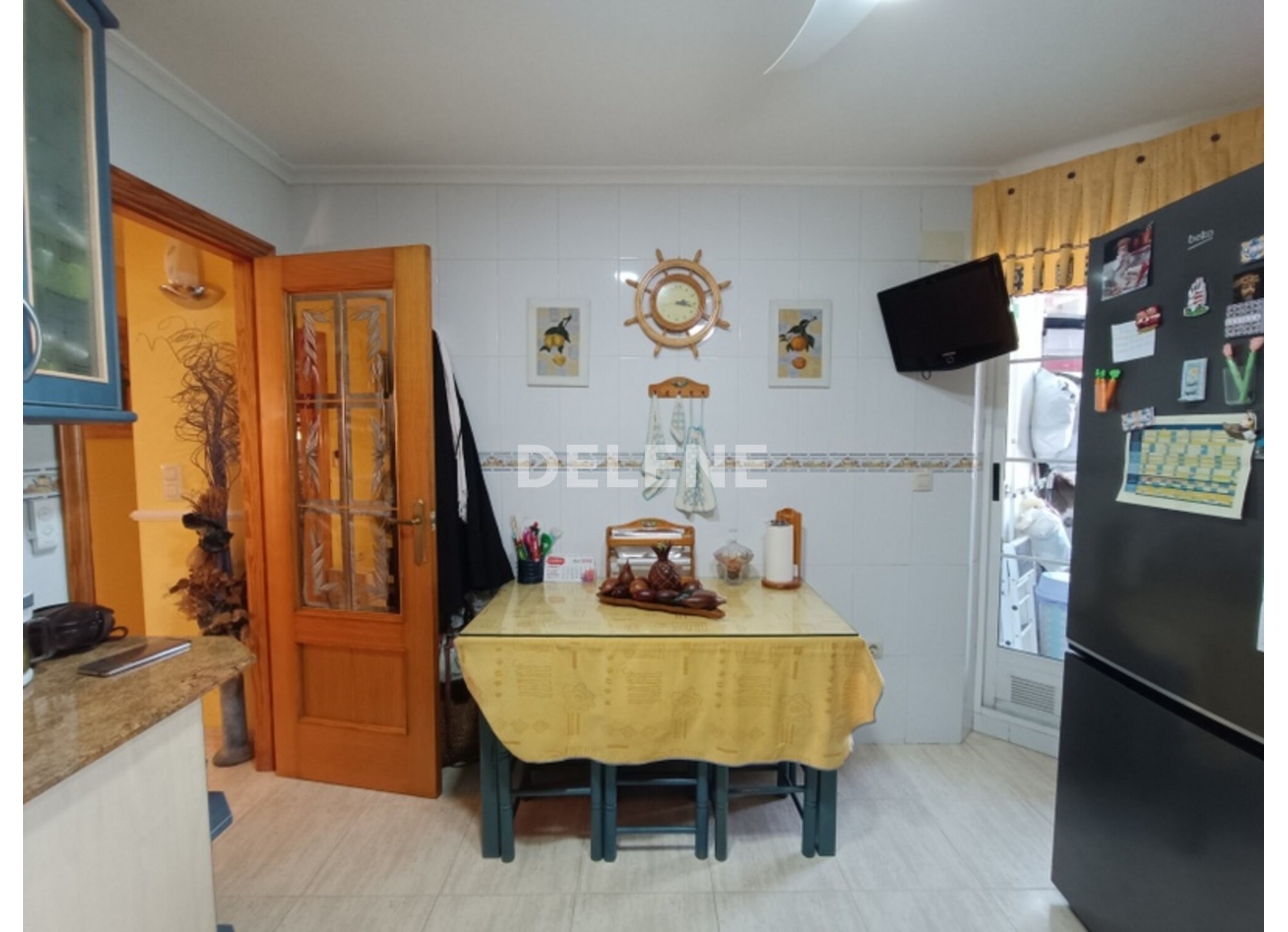 2941 PISO CON GARAJE Y TRASTERO, AVDA LIBERTAD