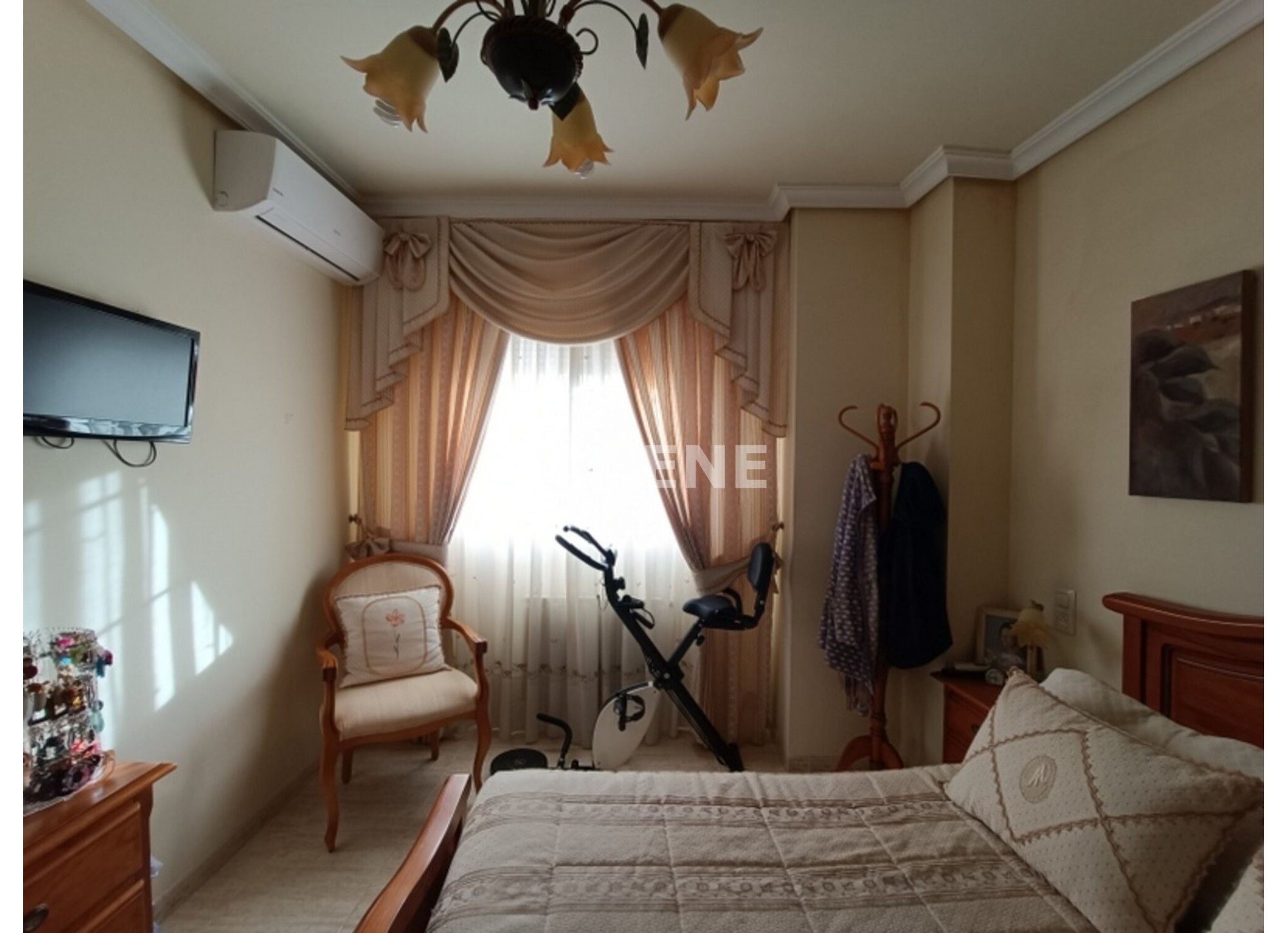 2941 PISO CON GARAJE Y TRASTERO, AVDA LIBERTAD