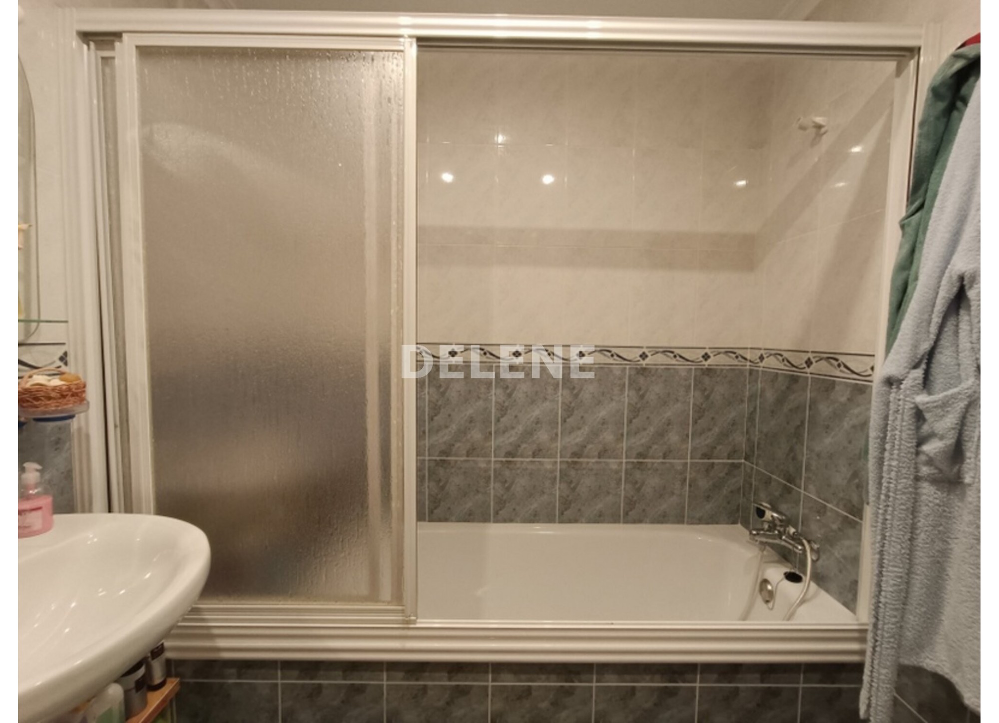 2941 PISO CON GARAJE Y TRASTERO, AVDA LIBERTAD