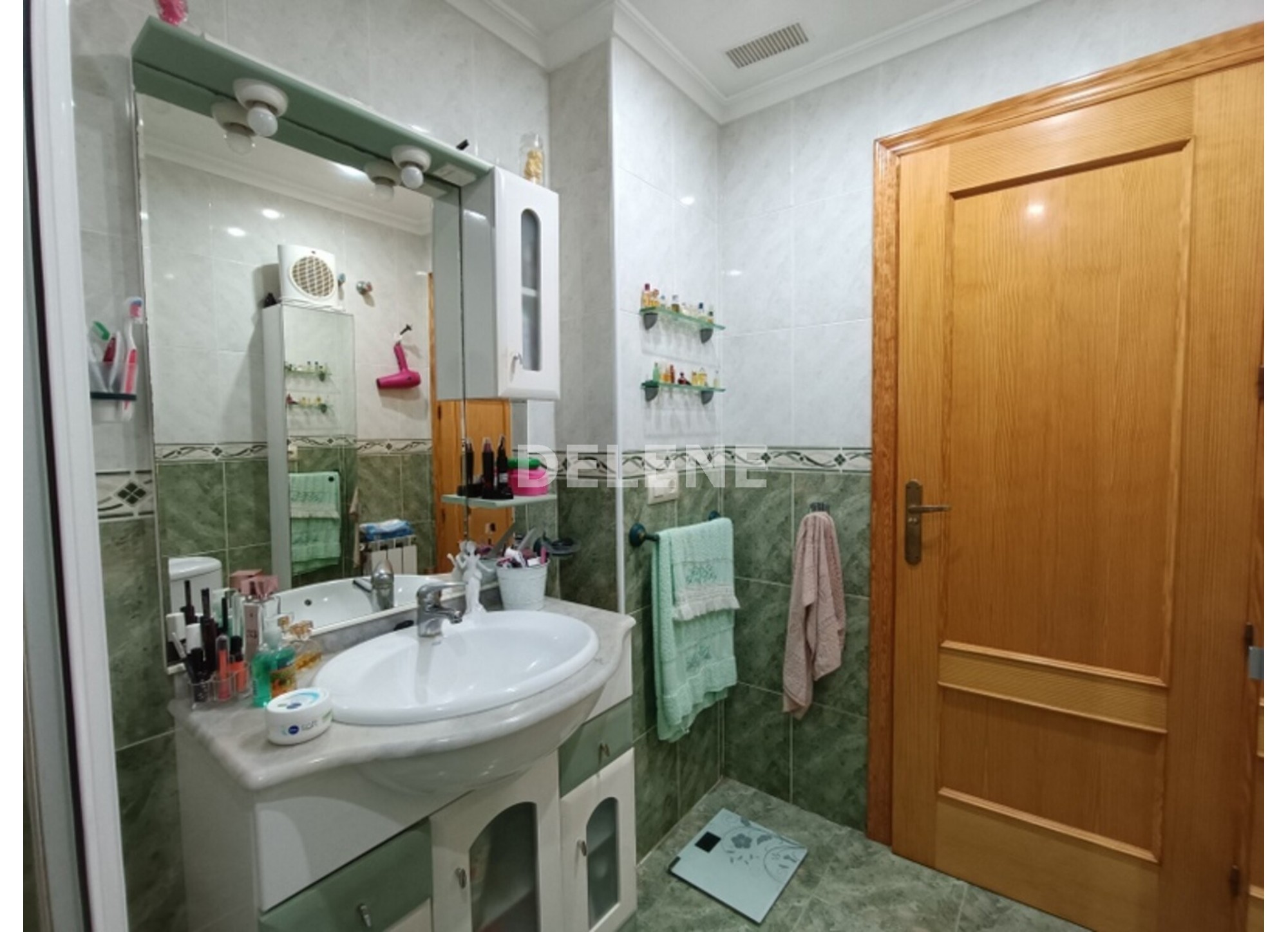 2941 PISO CON GARAJE Y TRASTERO, AVDA LIBERTAD