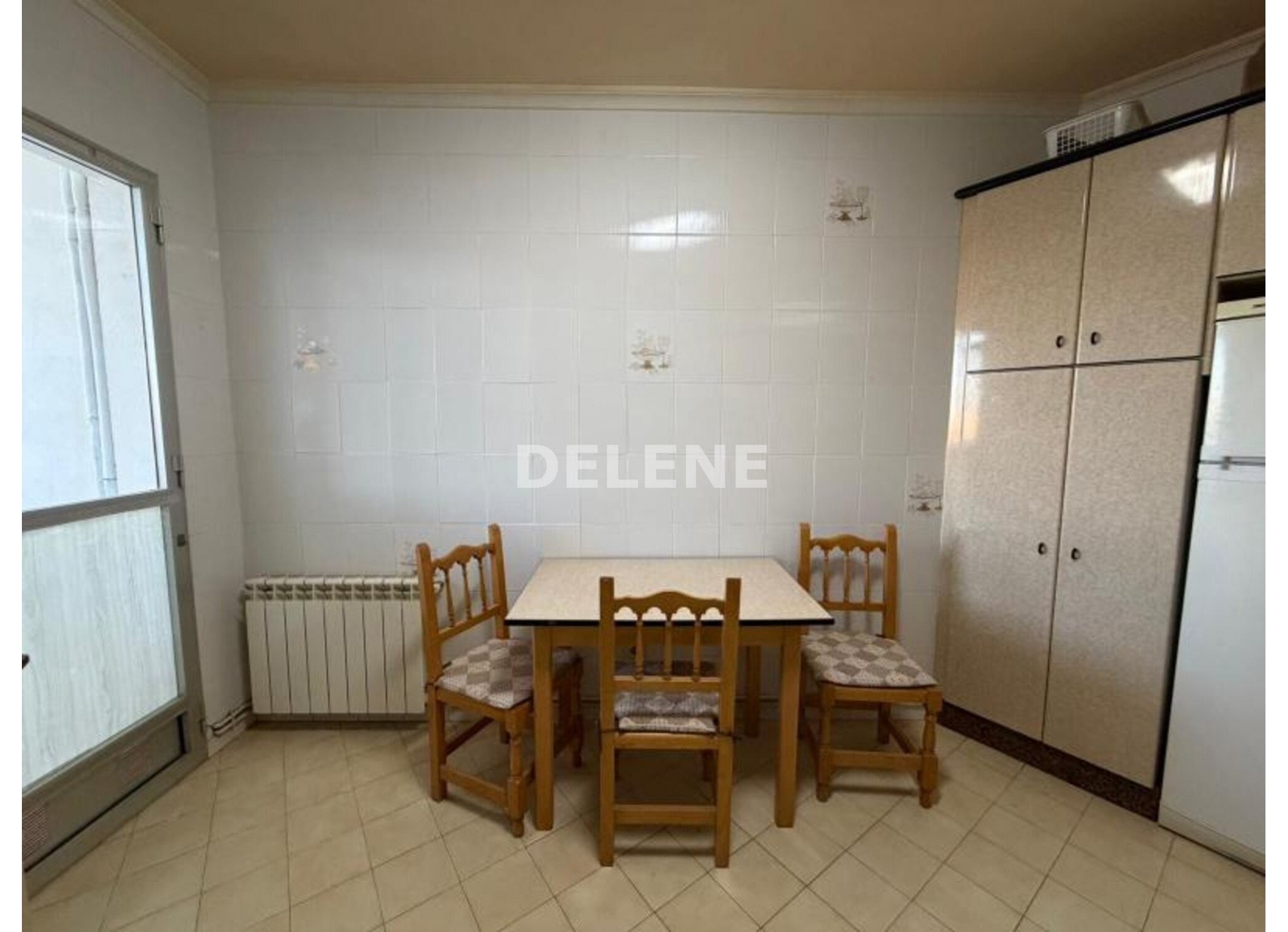 2279 PISO ZONA HOSPITAL