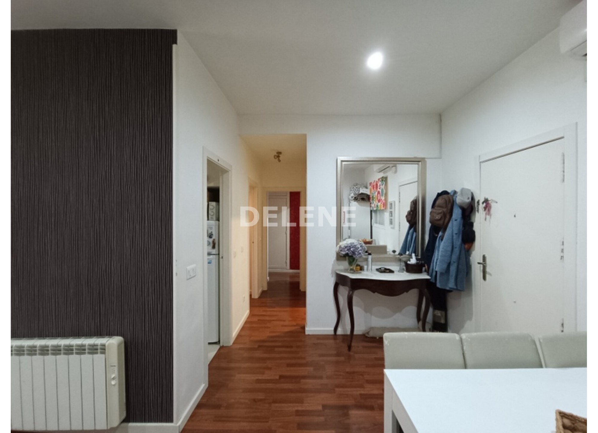 2942 PISO CON GARAJE Y TRASTERO, ZONA MERCADO DE ABASTOS