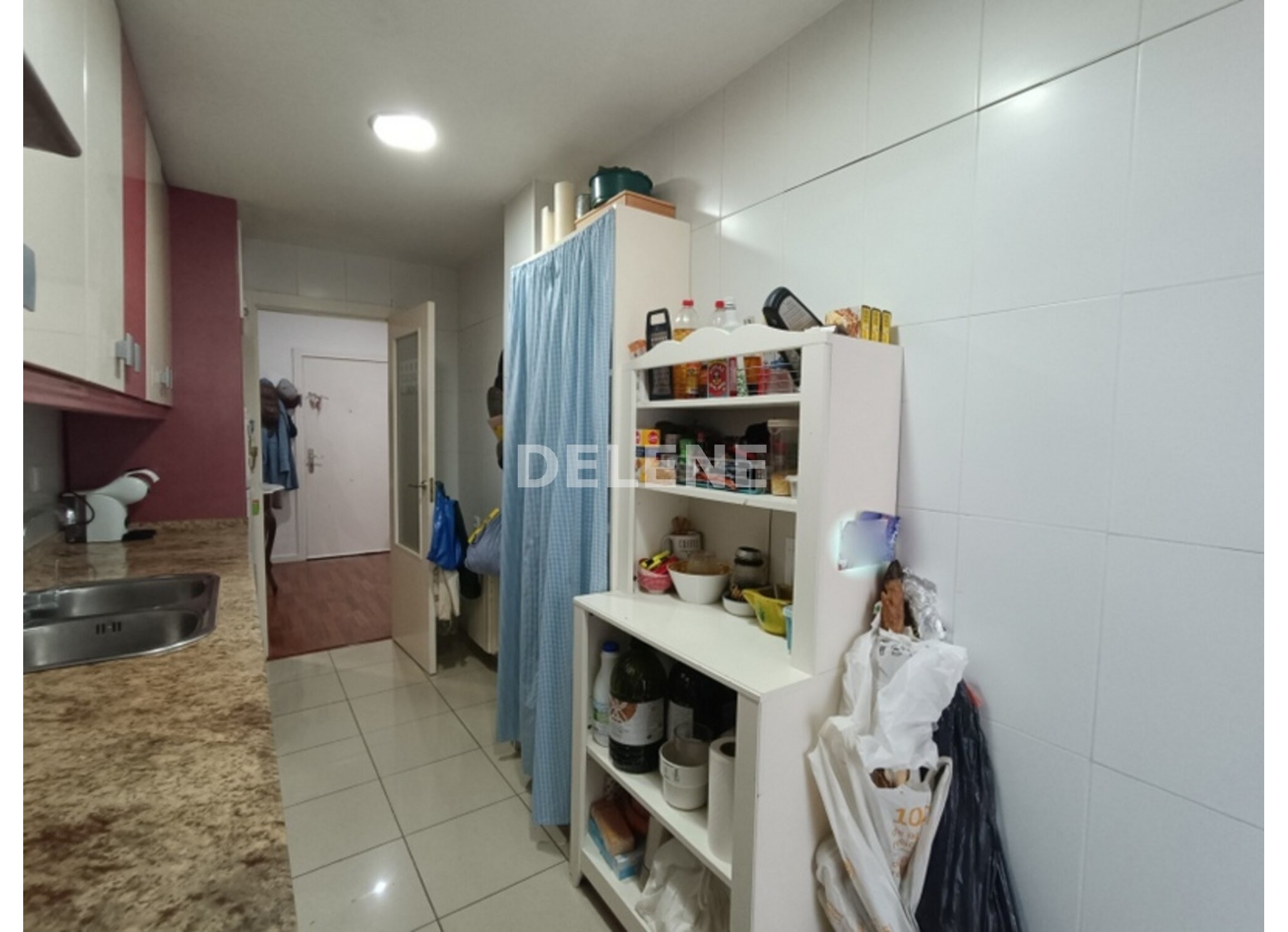 2942 PISO CON GARAJE Y TRASTERO, ZONA MERCADO DE ABASTOS