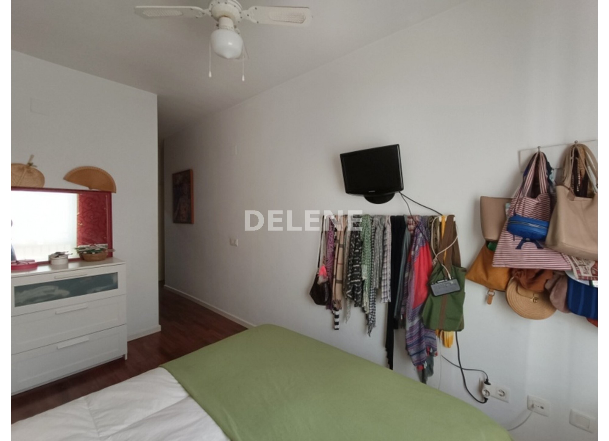 2942 PISO CON GARAJE Y TRASTERO, ZONA MERCADO DE ABASTOS