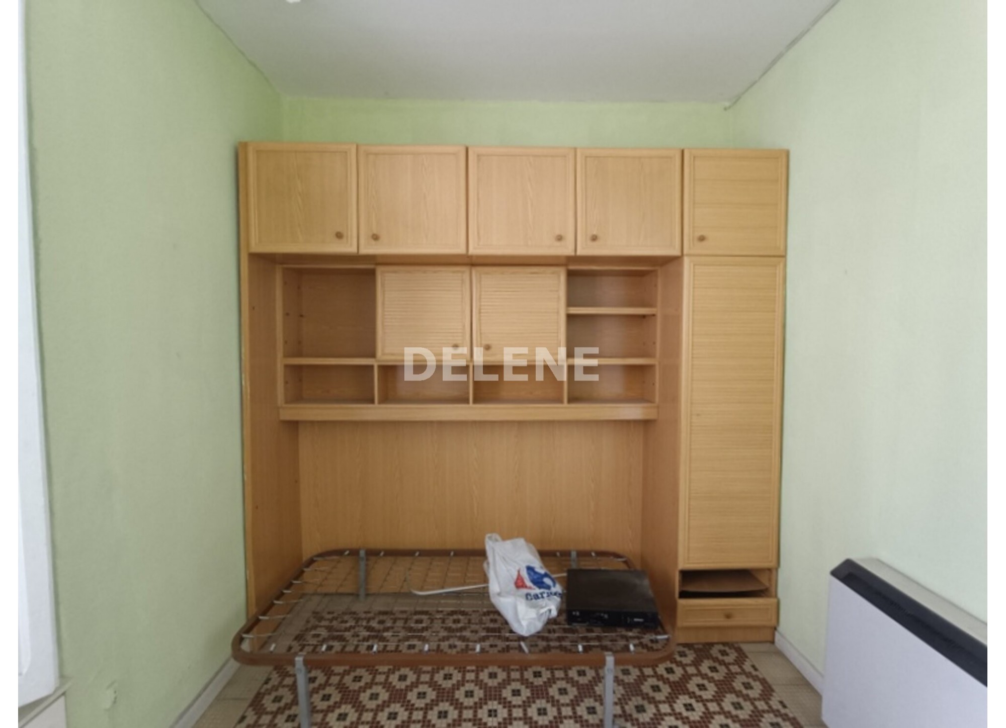 1730 PISO CON PATIO EN LA AVENIDA DE LA LIBERTAD