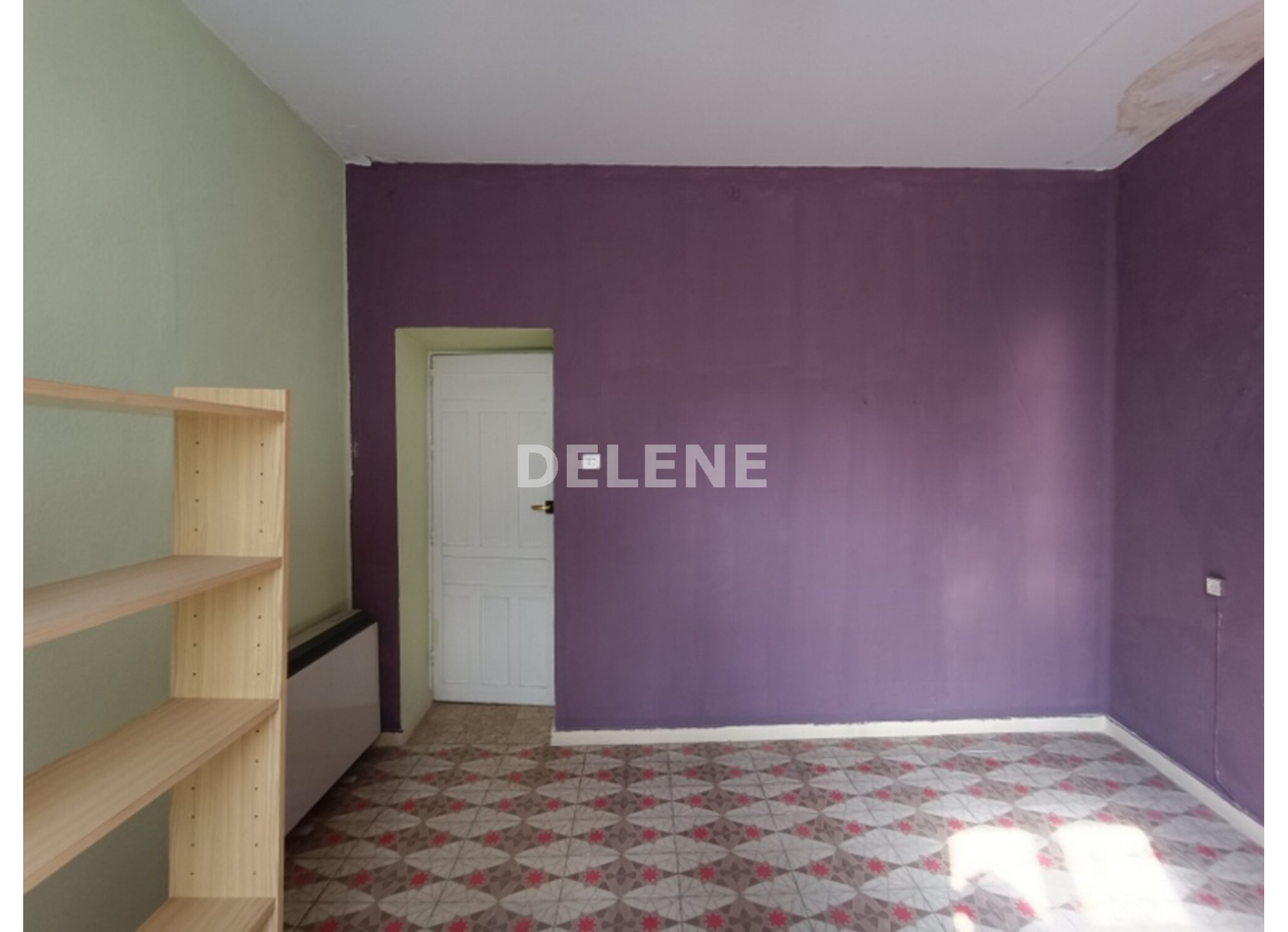 1730 PISO CON PATIO EN LA AVENIDA DE LA LIBERTAD