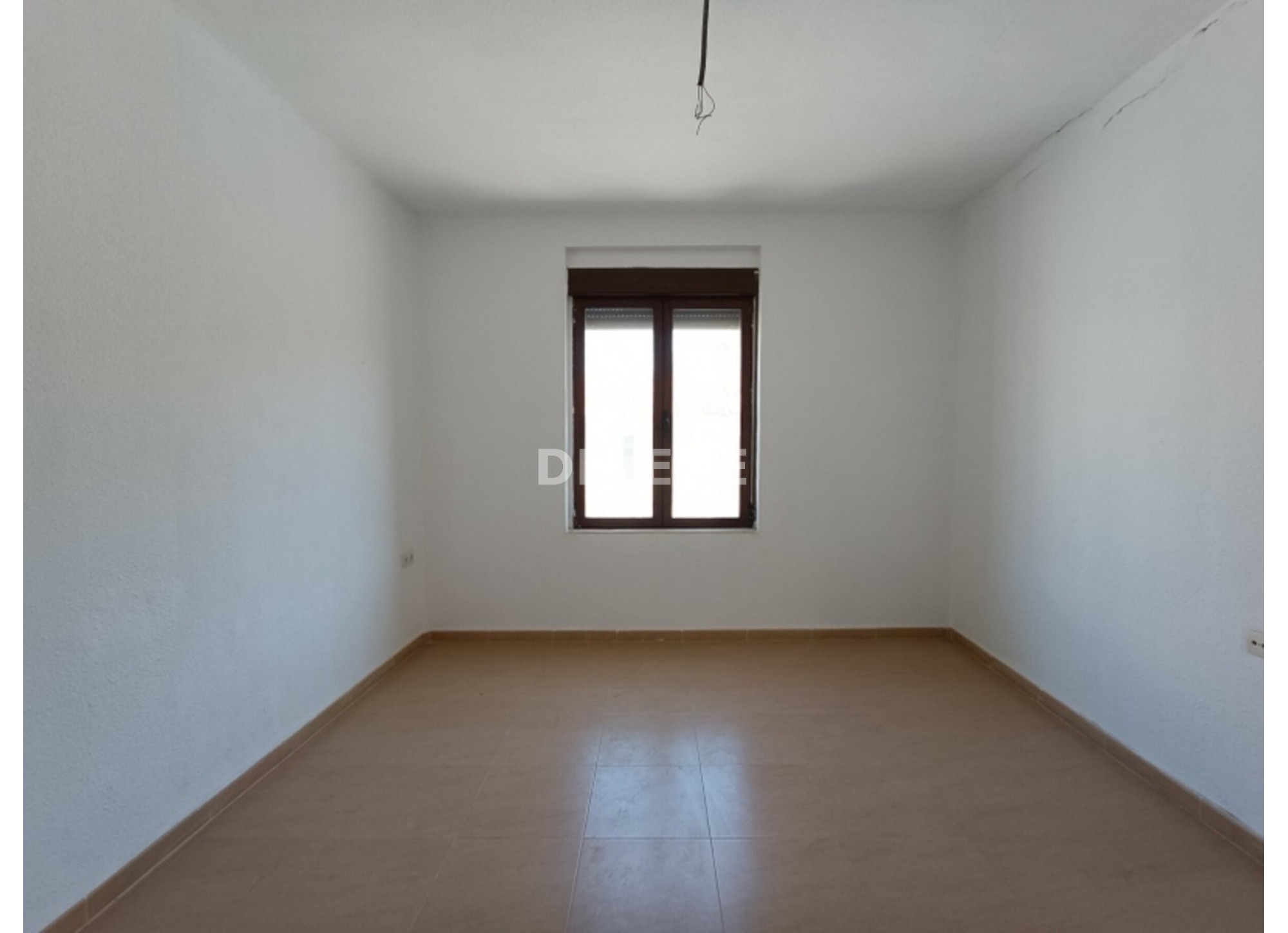 2943 PISO CON TERRAZA, ZONA AVDA LIBERTAD