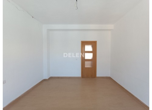 2943 PISO CON TERRAZA, ZONA AVDA LIBERTAD