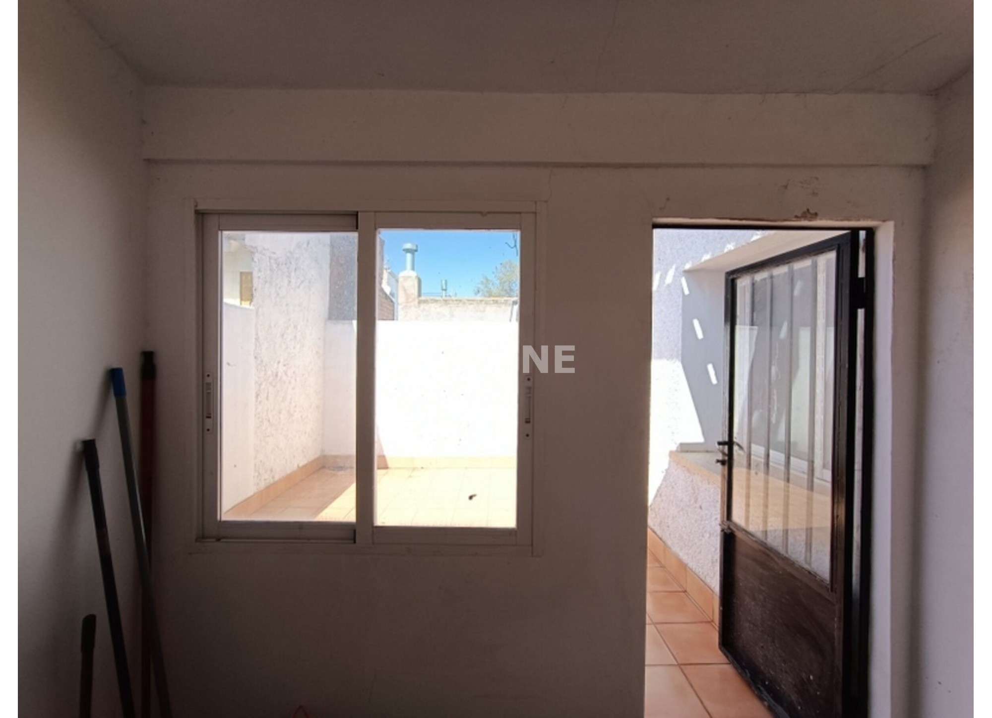 2943 PISO CON TERRAZA, ZONA AVDA LIBERTAD