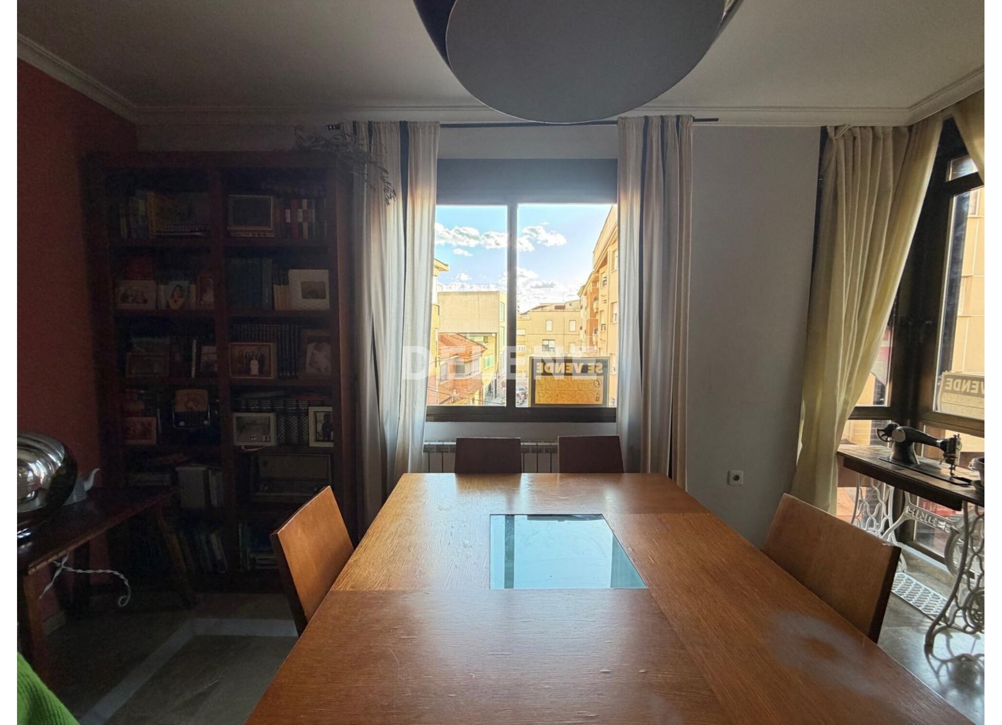 2727 PISO CON GARAJE Y TRASTERO, PRÓXIMO A CORREOS