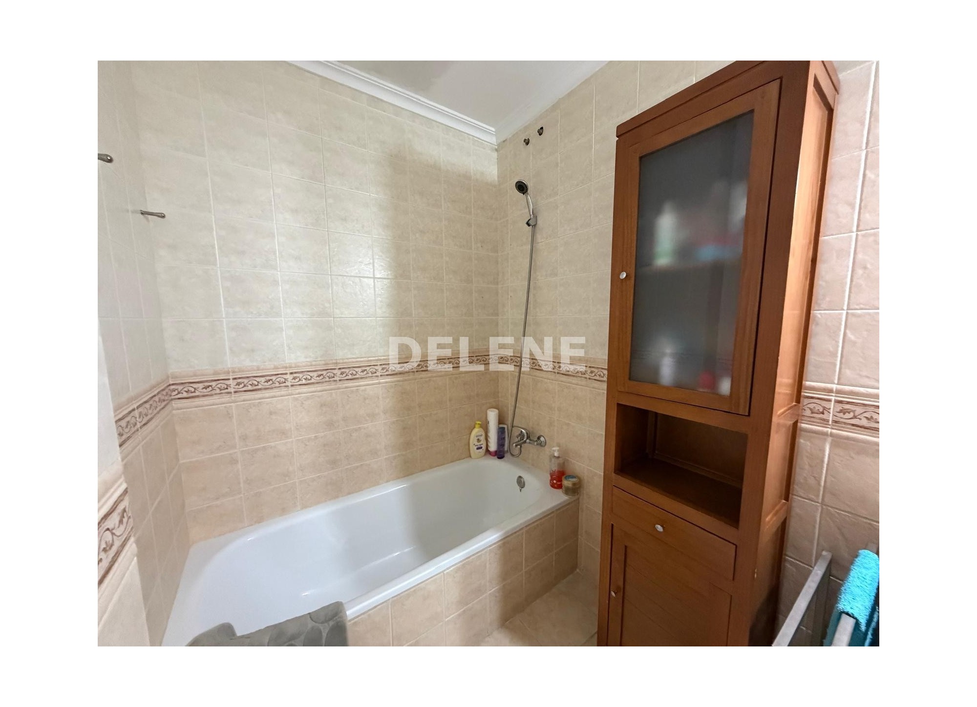 2727 PISO CON GARAJE Y TRASTERO, PRÓXIMO A CORREOS