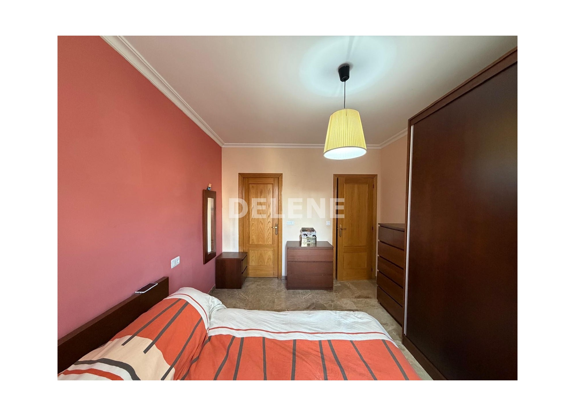 2727 PISO CON GARAJE Y TRASTERO, PRÓXIMO A CORREOS