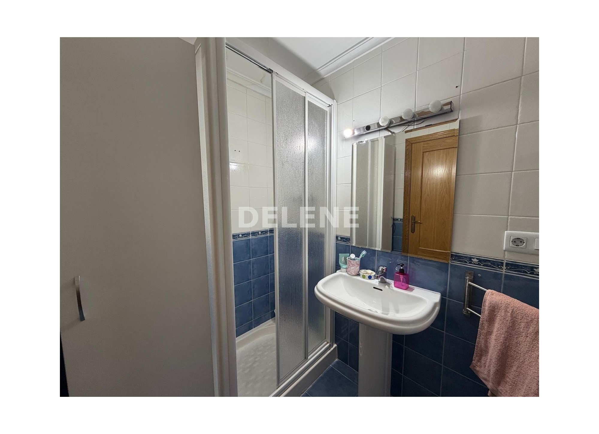 2727 PISO CON GARAJE Y TRASTERO, PRÓXIMO A CORREOS