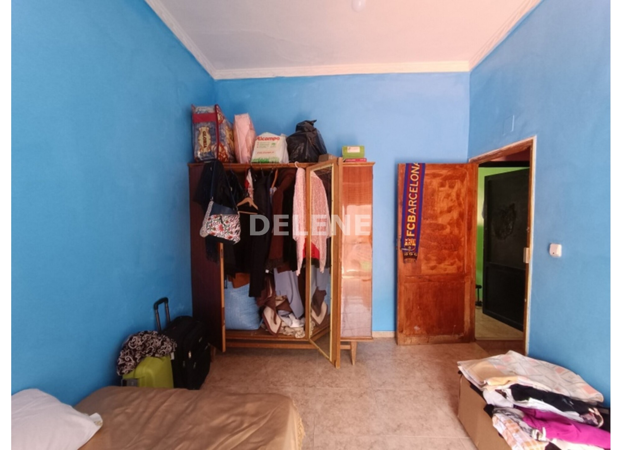 2945 CASA CON PATIO Y TERRAZA, AVDA DE LA LIBERTAD