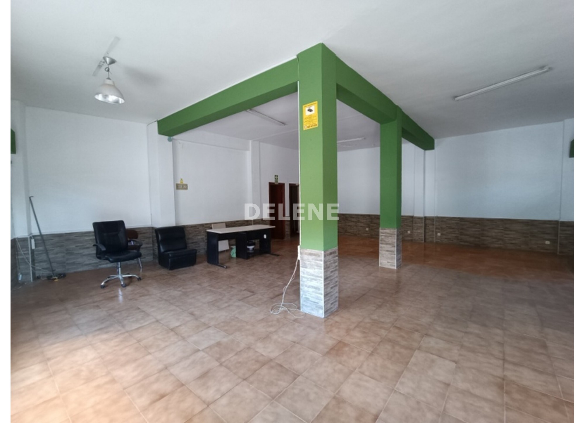 2947 LOCAL COMERCIAL, ZONA GLORIETA