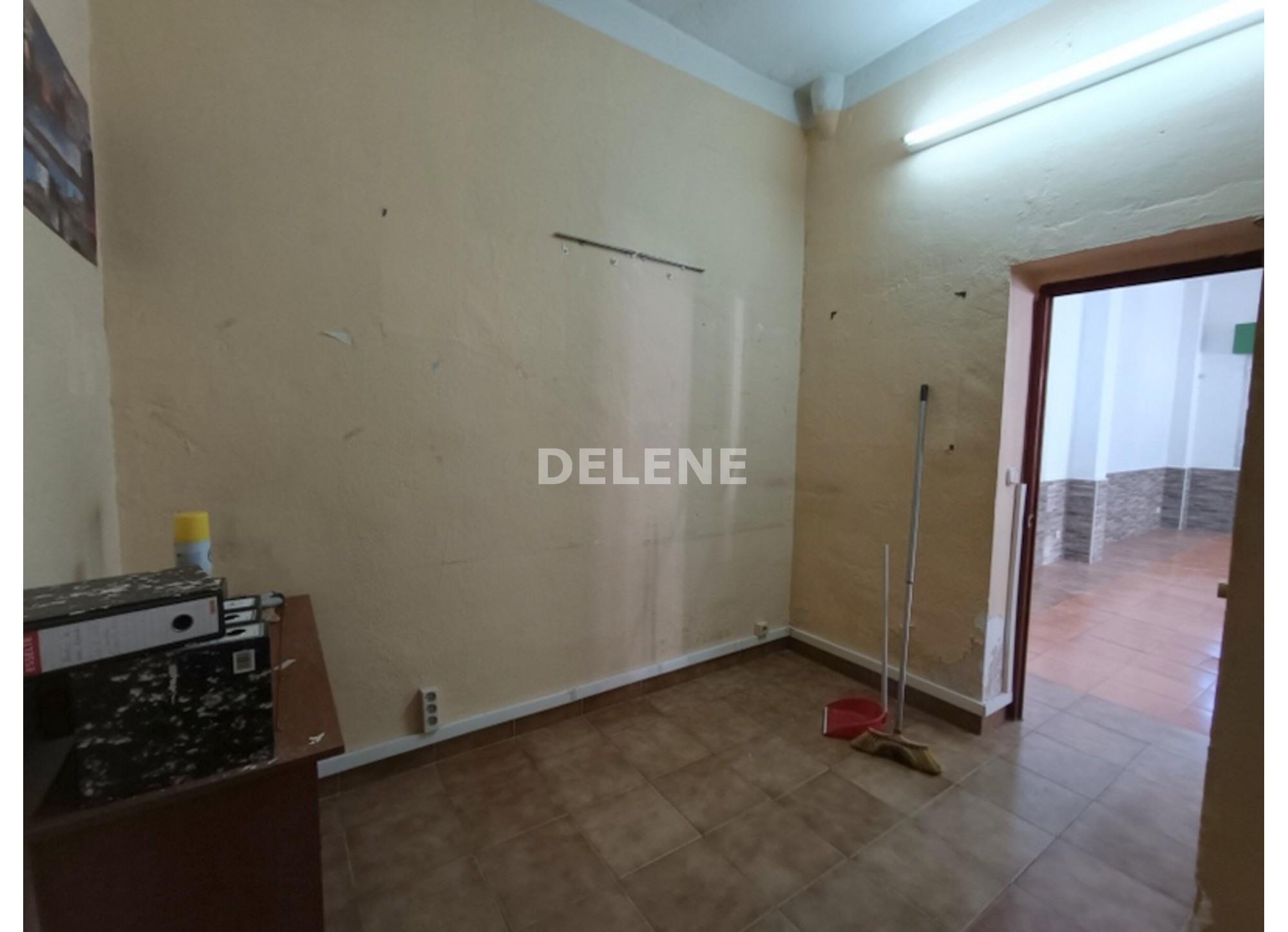 2947 LOCAL COMERCIAL, ZONA GLORIETA