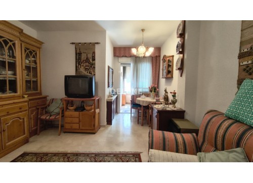 2948 PISO CON GARAJE, ZONA PLAZA DE TOROS