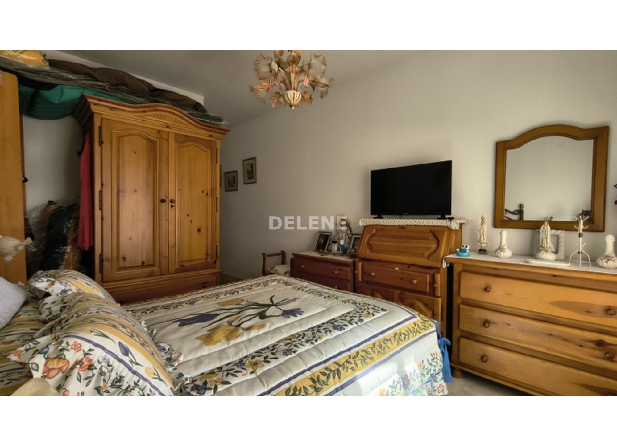 2948 PISO CON GARAJE, ZONA PLAZA DE TOROS