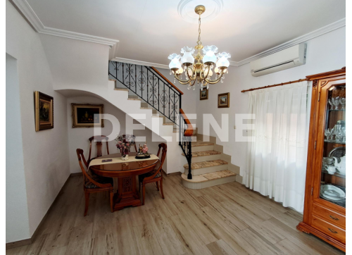 2950 CASA CON PATIO, ZONA MERCADONA