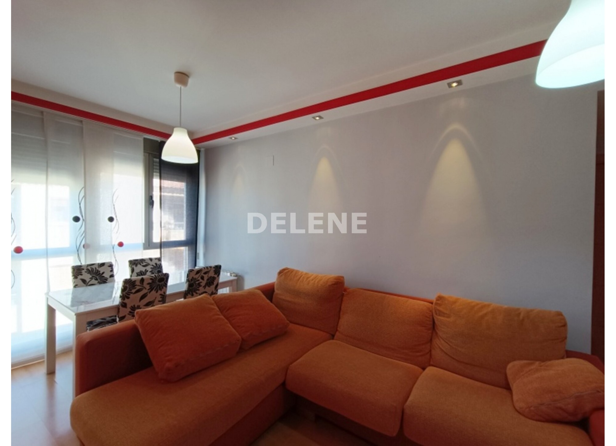 2951 PISO CON GARAJE Y TRASTERO, ZONA MERCADONA