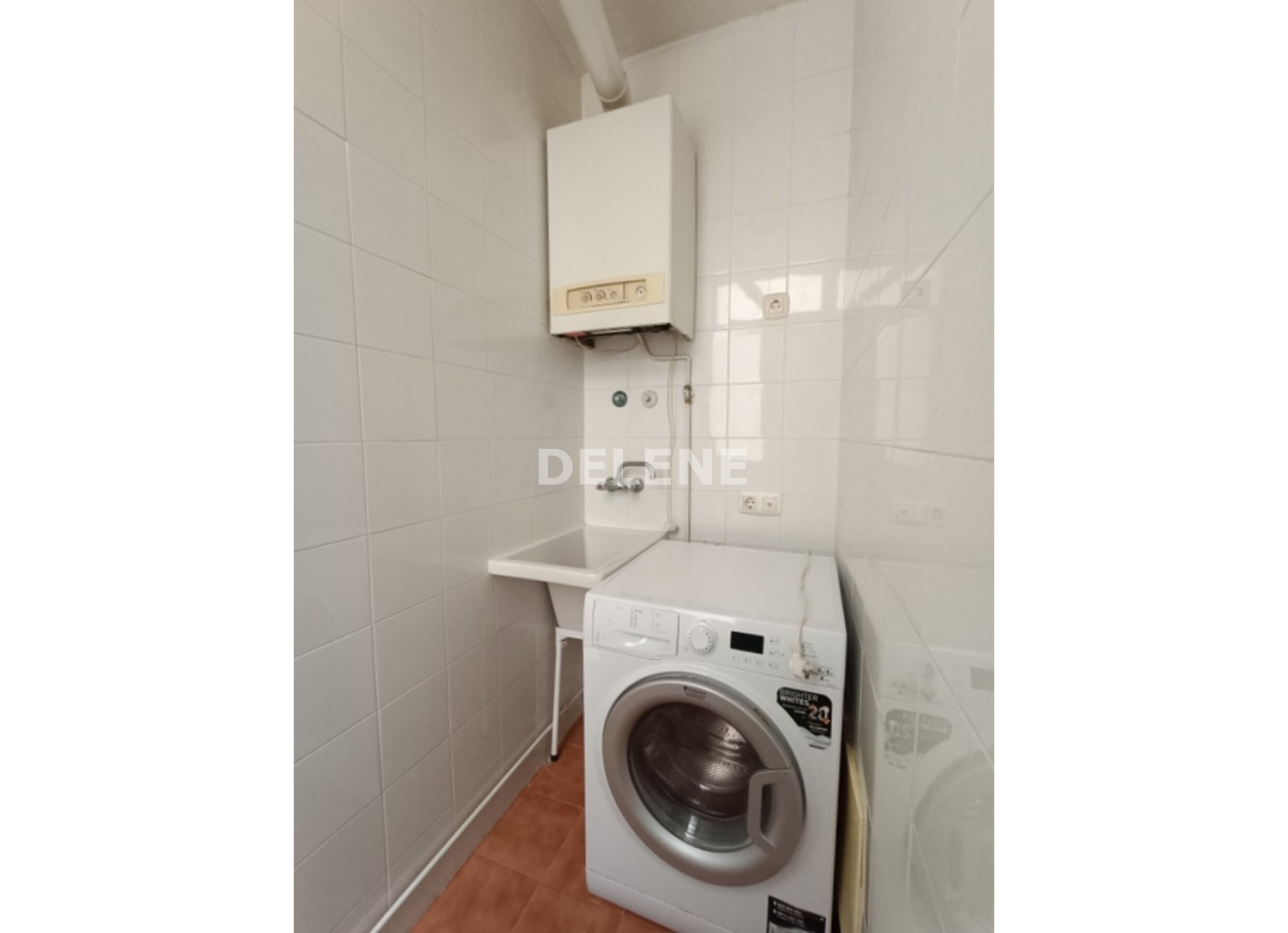 2951 PISO CON GARAJE Y TRASTERO, ZONA MERCADONA