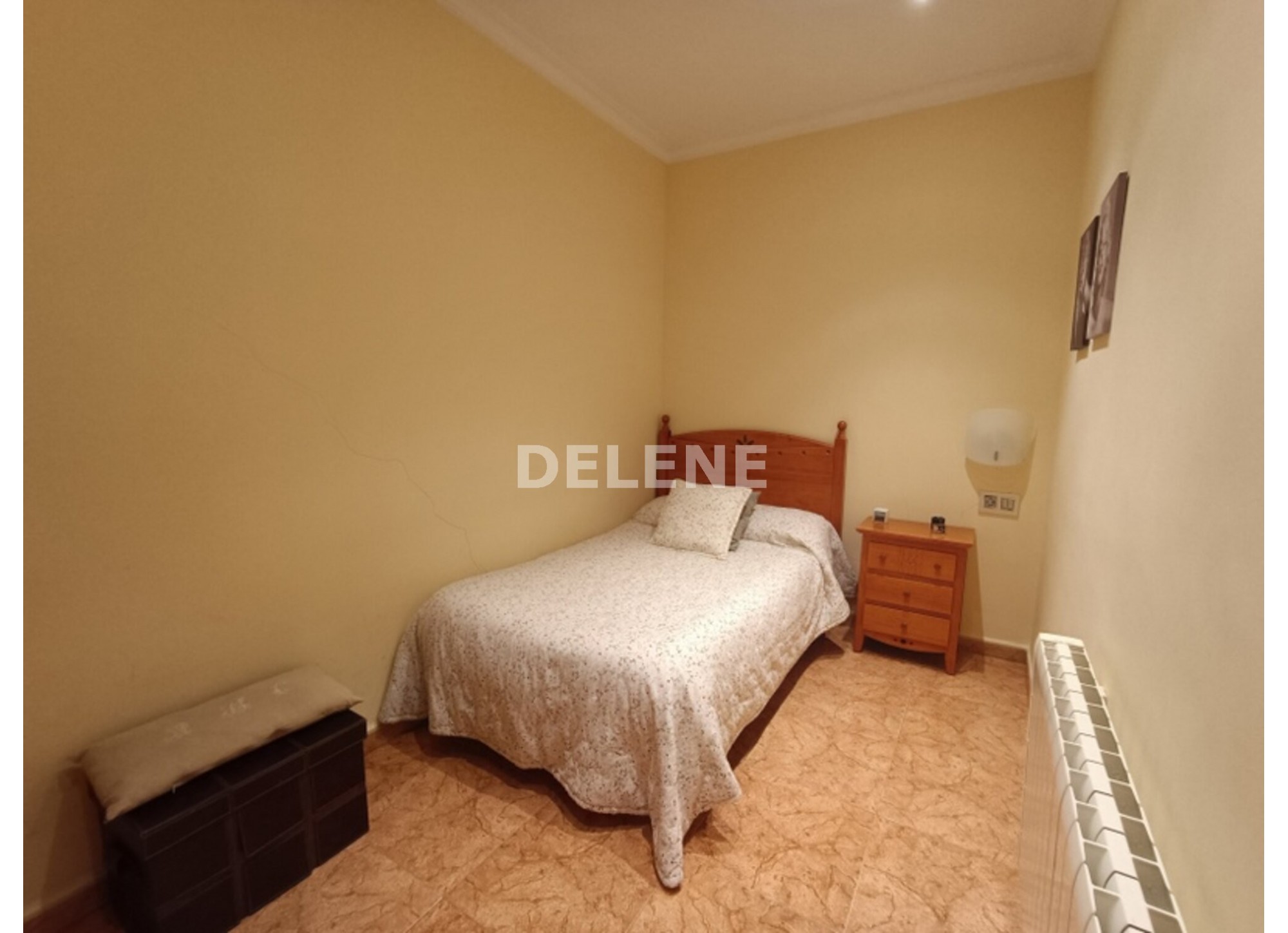 2952 CASA CON TERRAZAS, ZONA AVDA. DE LA CONSTITUCIÓN