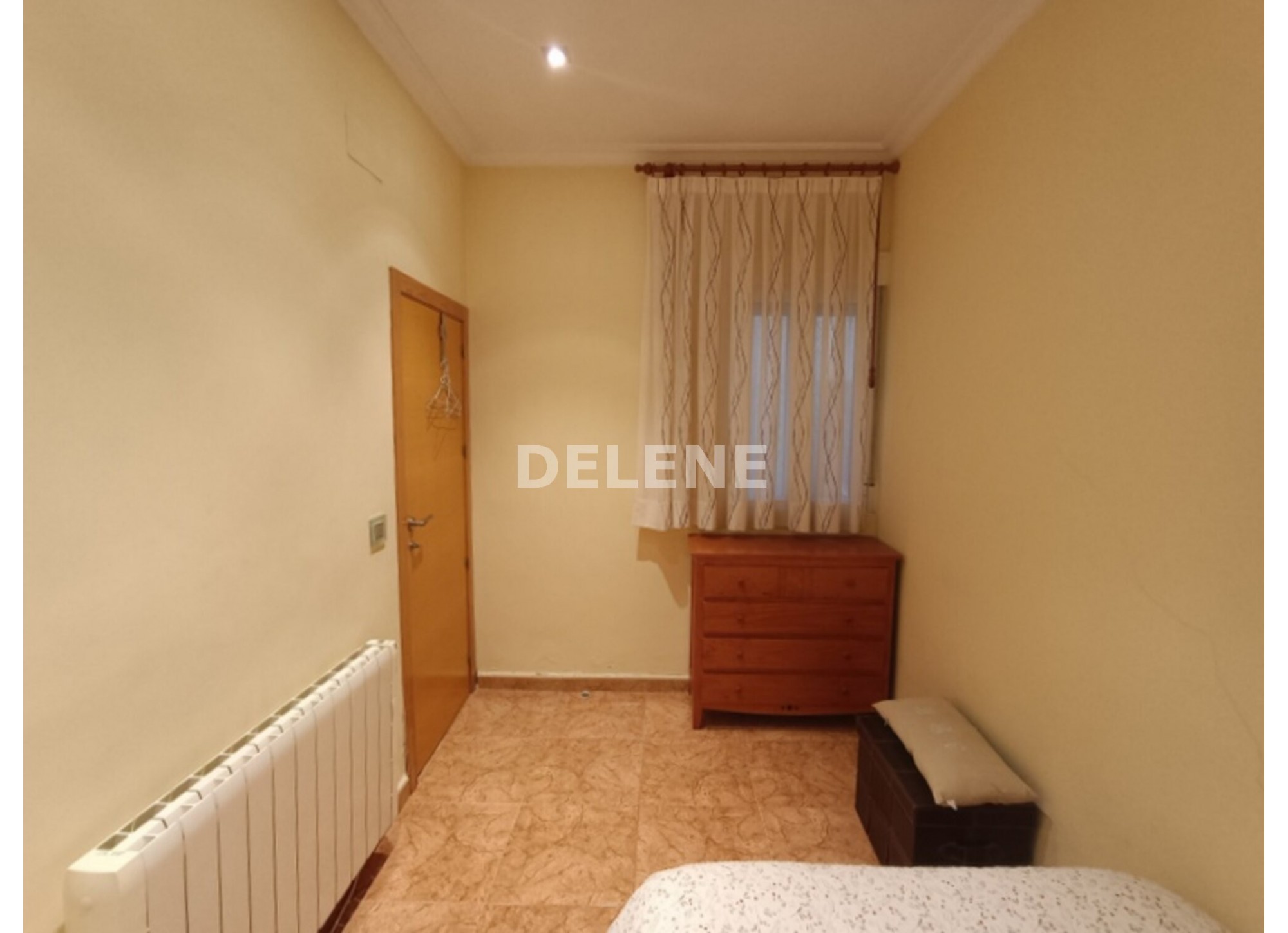 2952 CASA CON TERRAZAS, ZONA AVDA. DE LA CONSTITUCIÓN