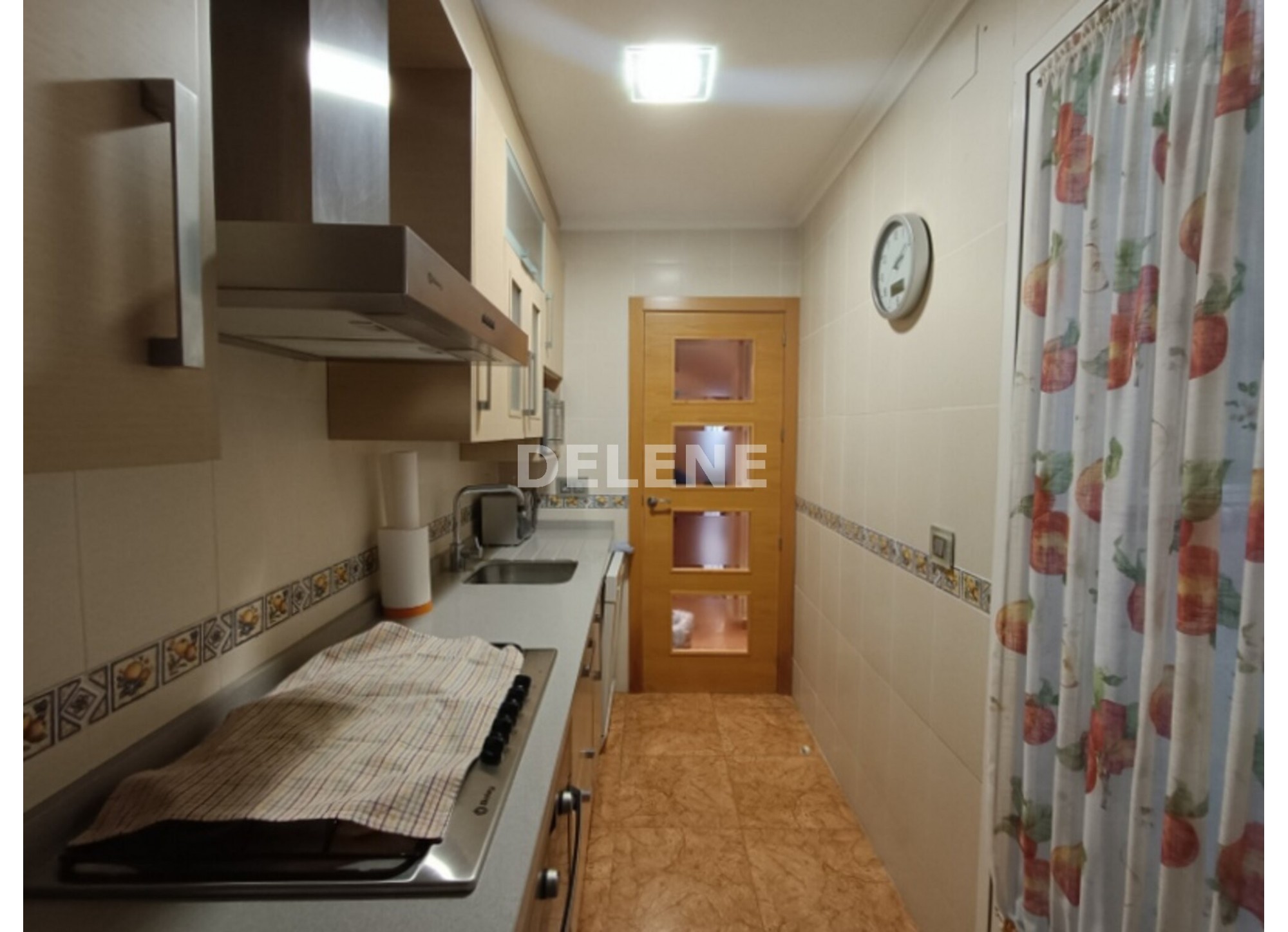 2952 CASA CON TERRAZAS, ZONA AVDA. DE LA CONSTITUCIÓN