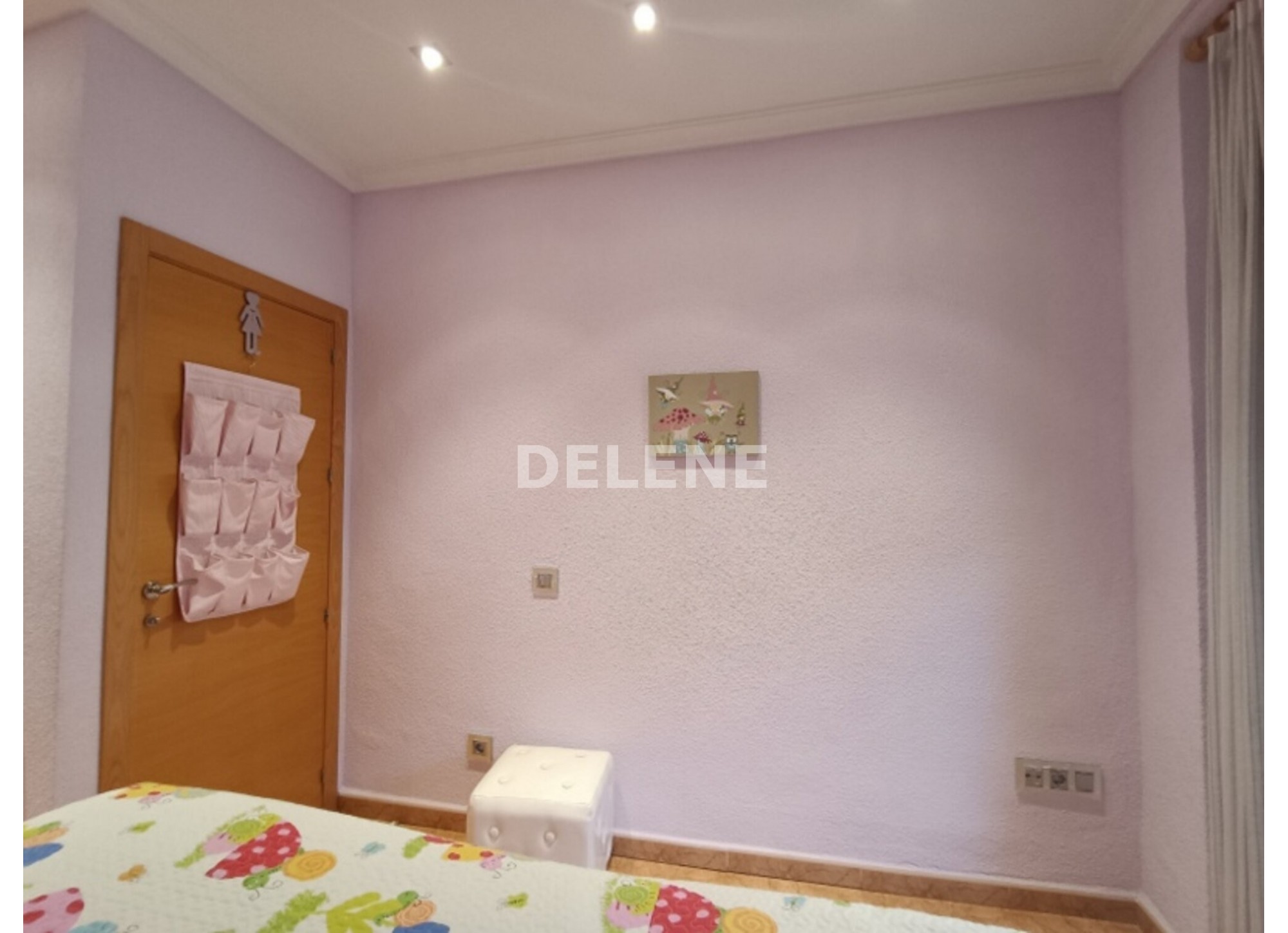 2952 CASA CON TERRAZAS, ZONA AVDA. DE LA CONSTITUCIÓN