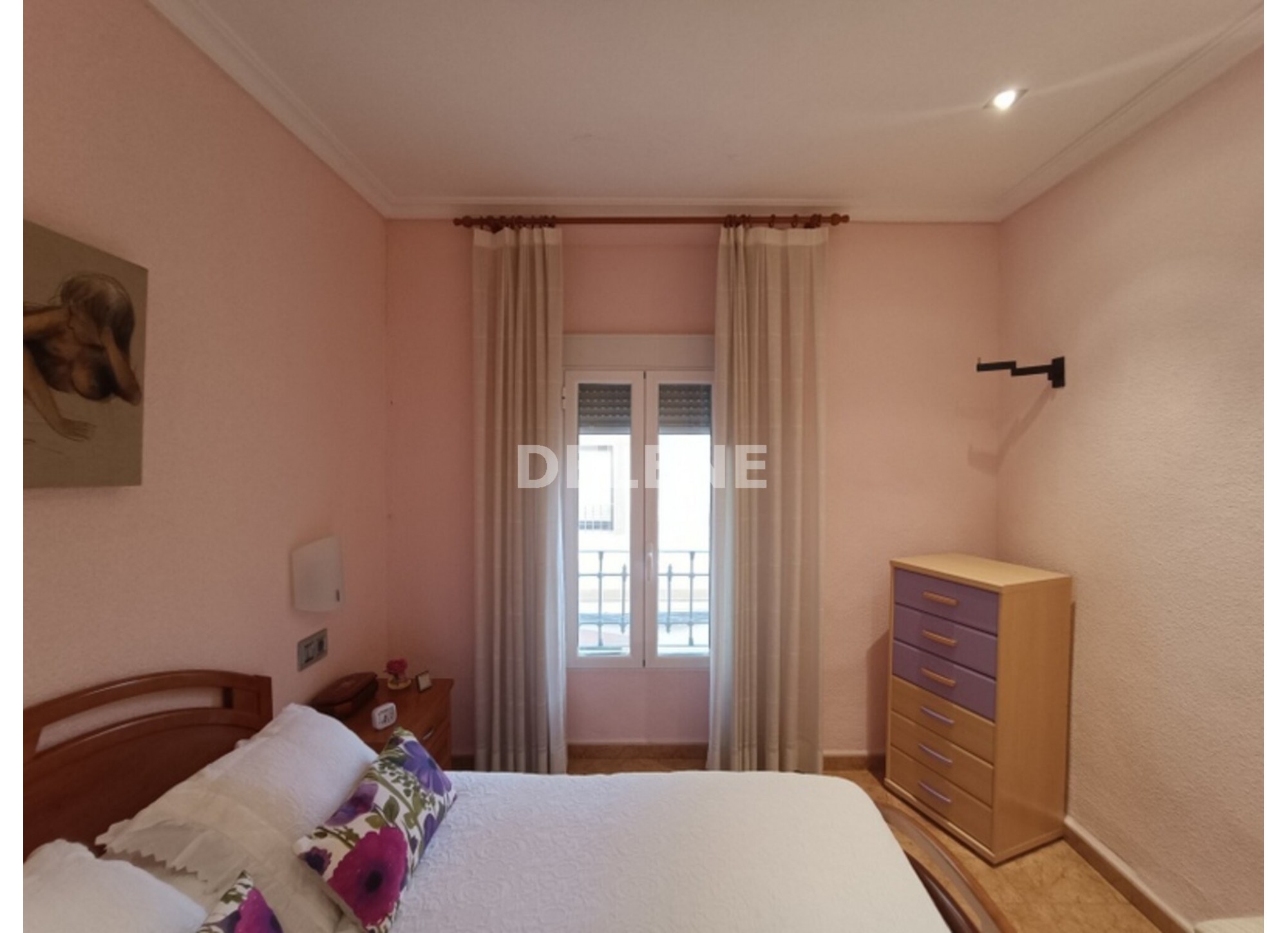 2952 CASA CON TERRAZAS, ZONA AVDA. DE LA CONSTITUCIÓN