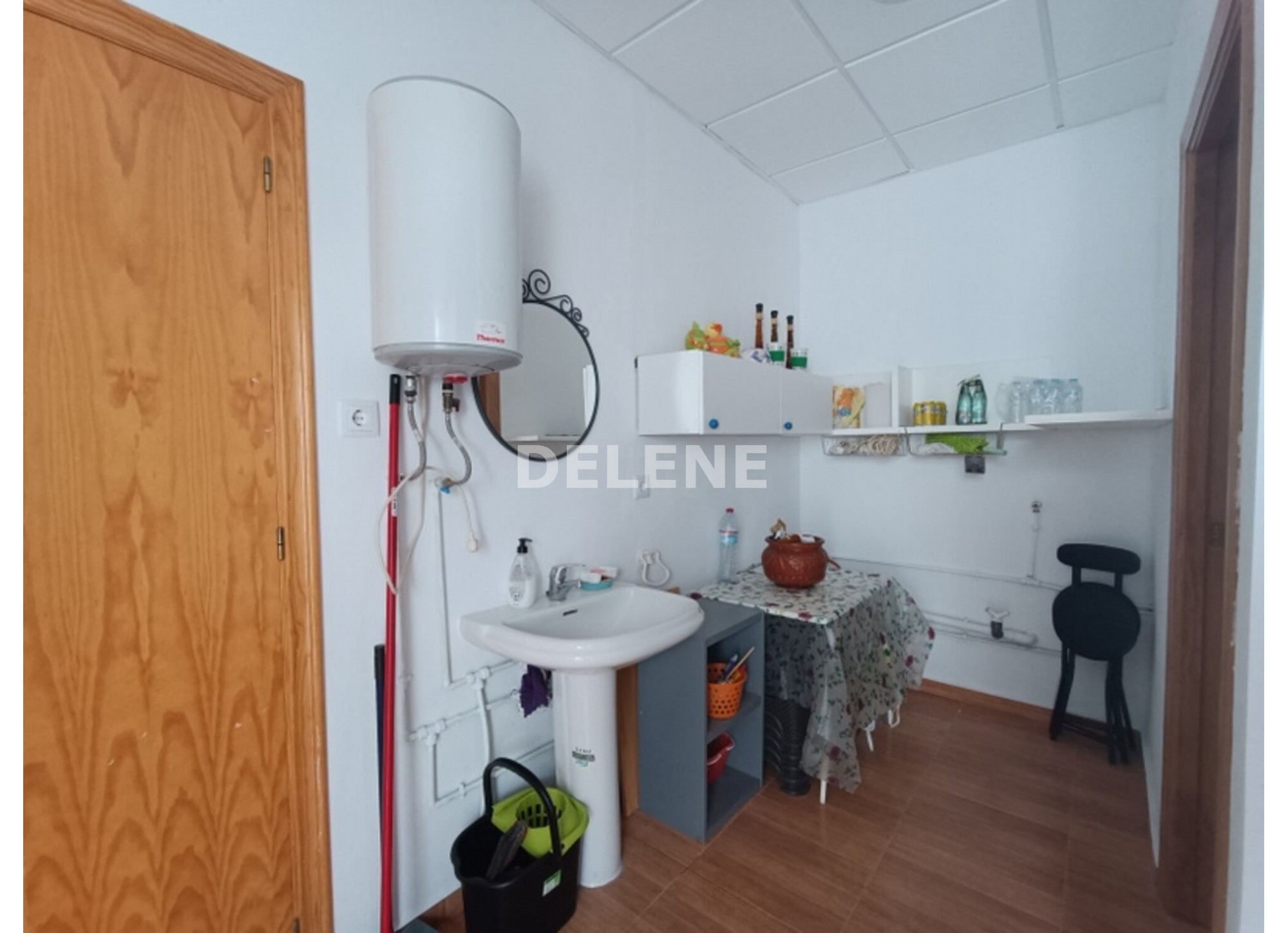 2953 CASA CON PATIO Y TERRENO, CORDOVILLA