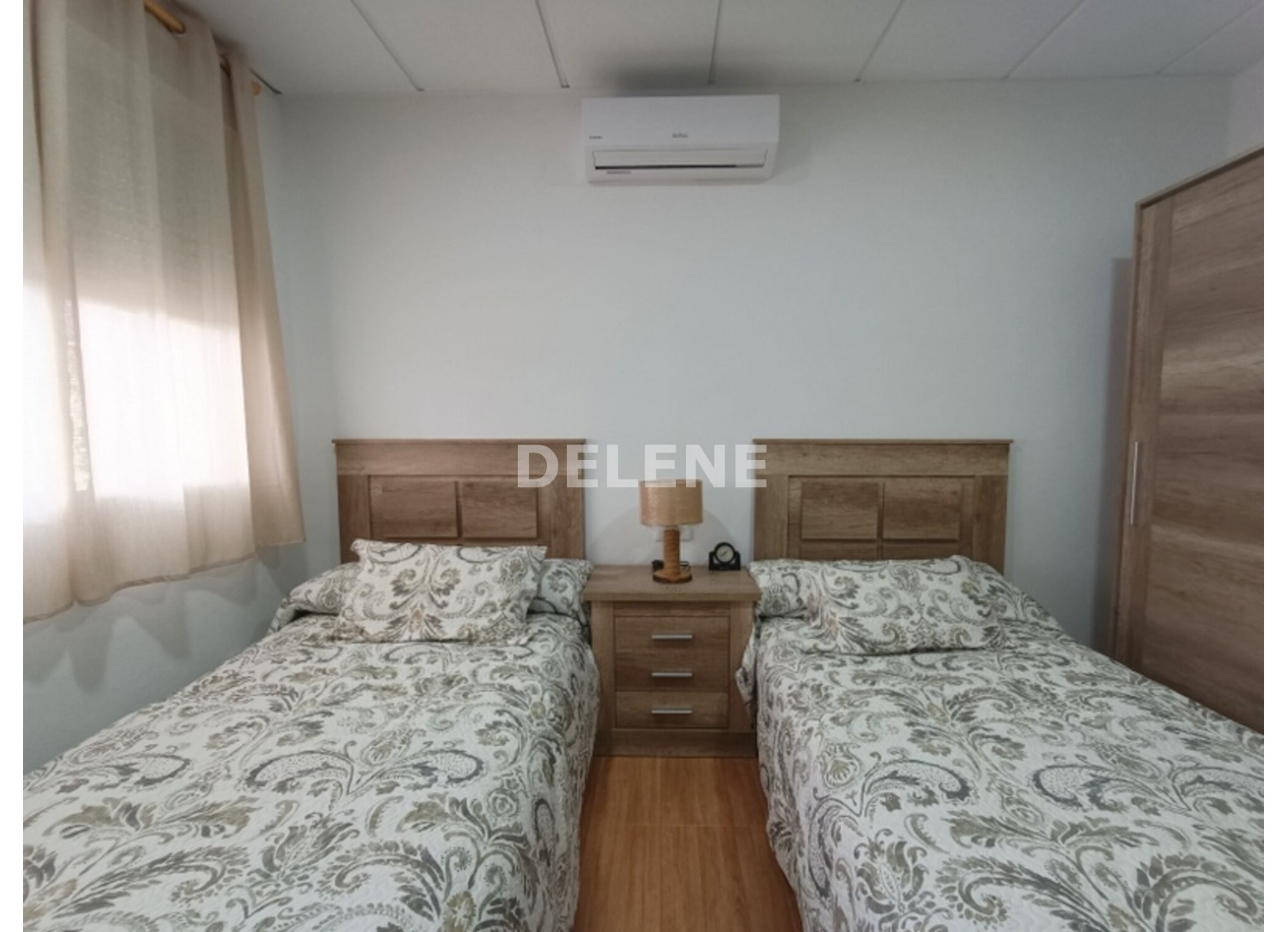 2953 CASA CON PATIO Y TERRENO, CORDOVILLA