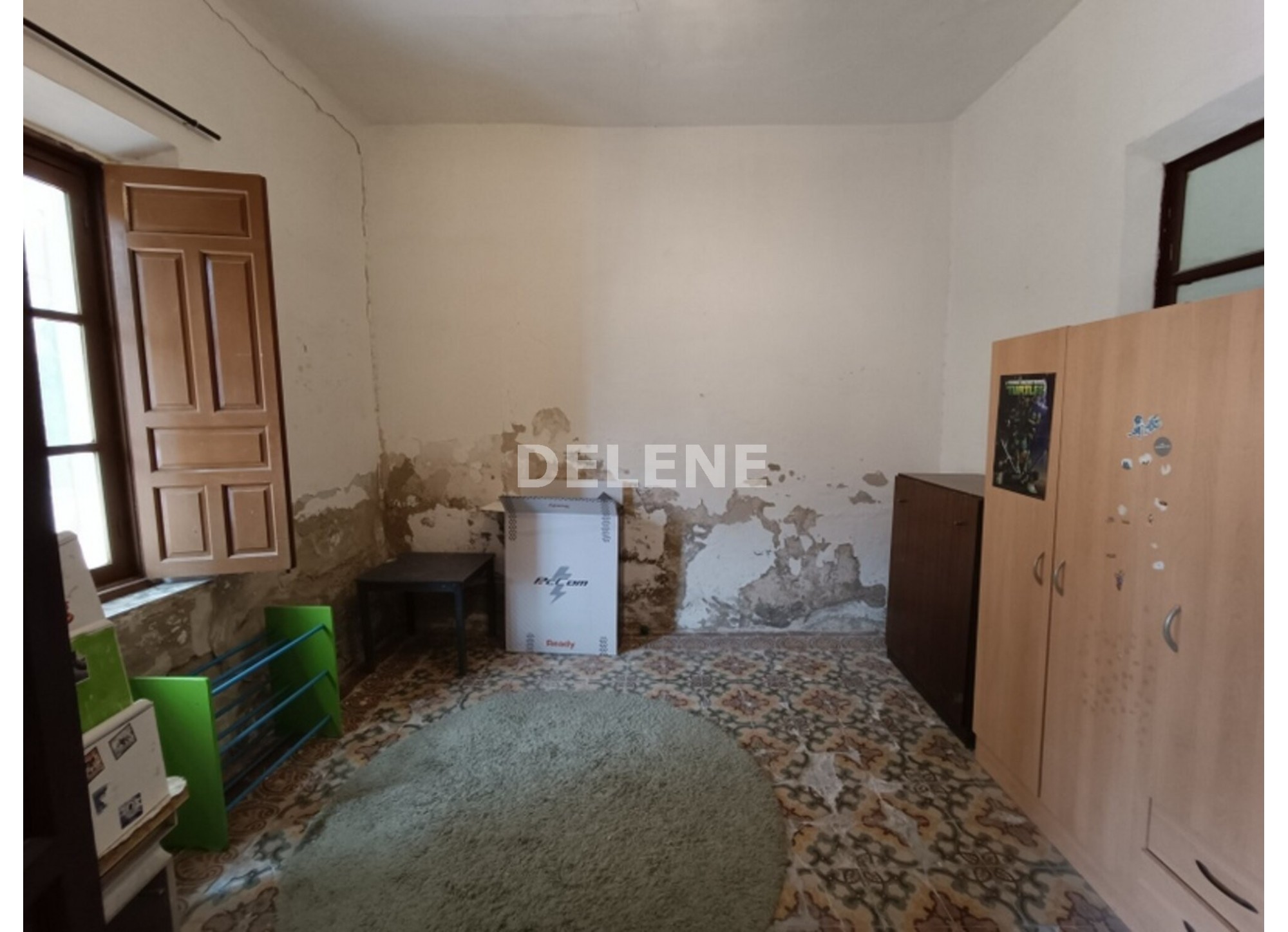 2928 CASA CON PATIO, ZONA ESTACIÓN