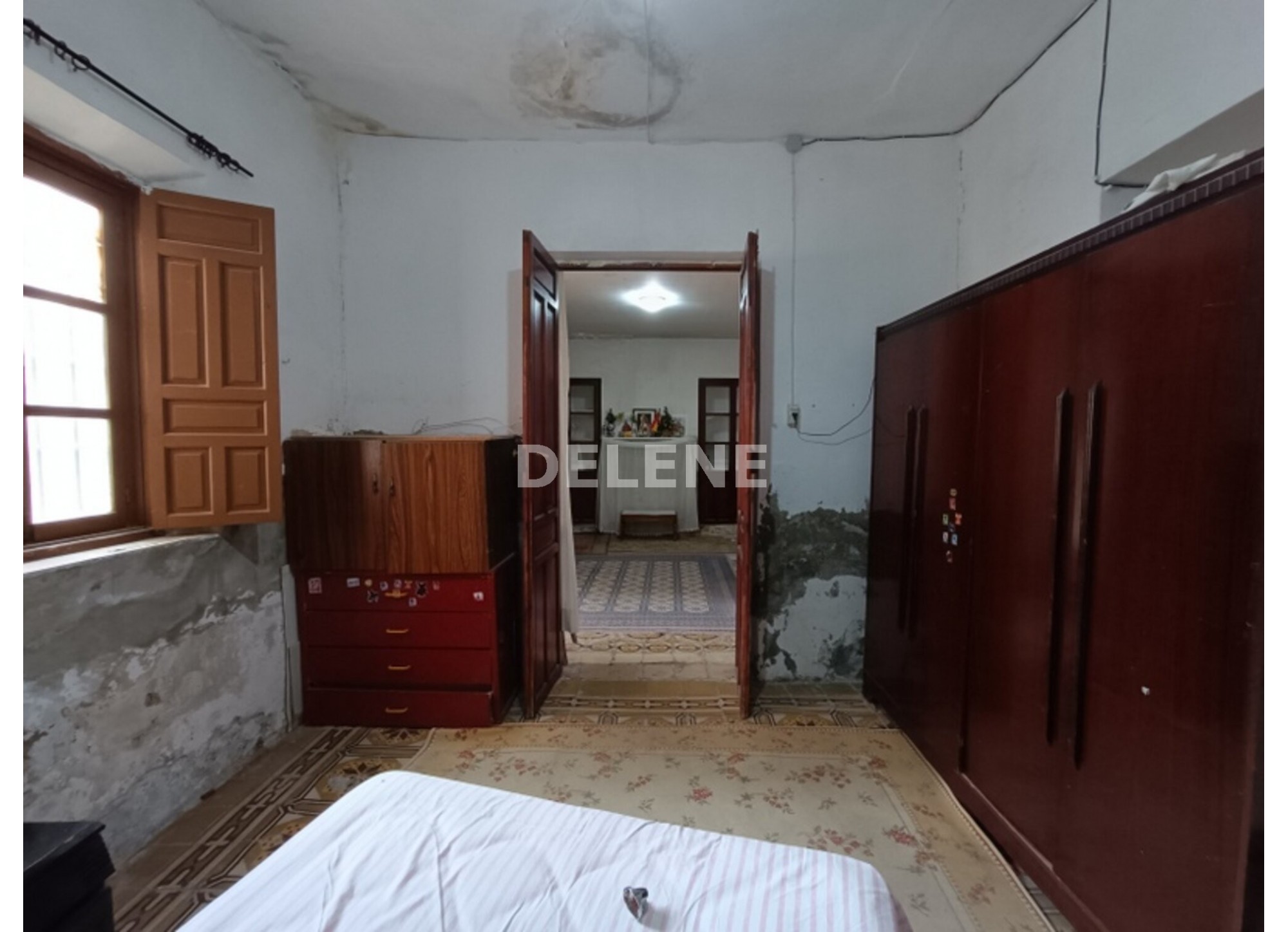 2928 CASA CON PATIO, ZONA ESTACIÓN