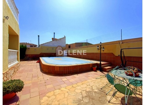 2334 CAMPO, PRÓXIMO PISCINA DEL FARO