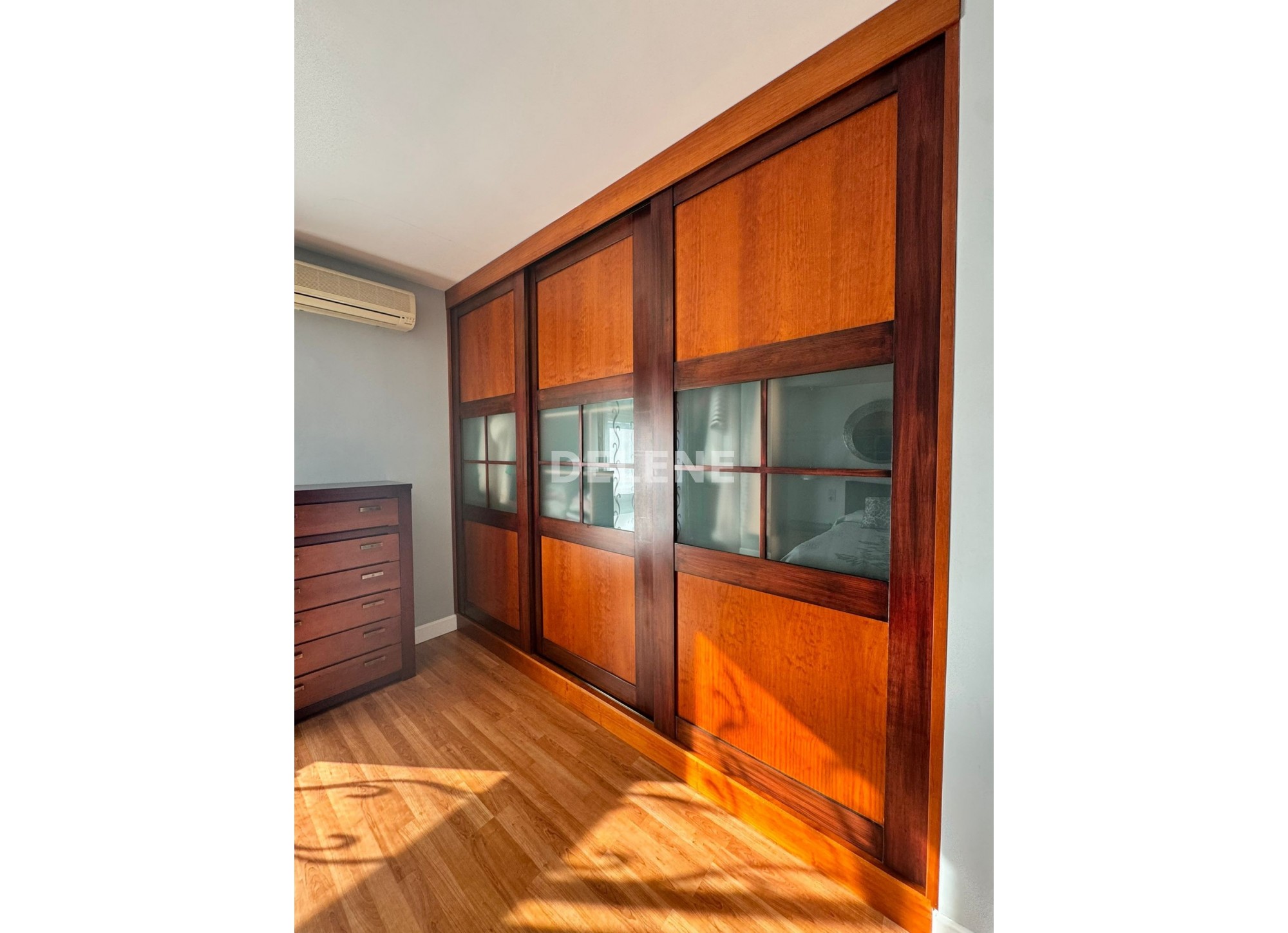 2955 CHALET ADOSADO, ISSO